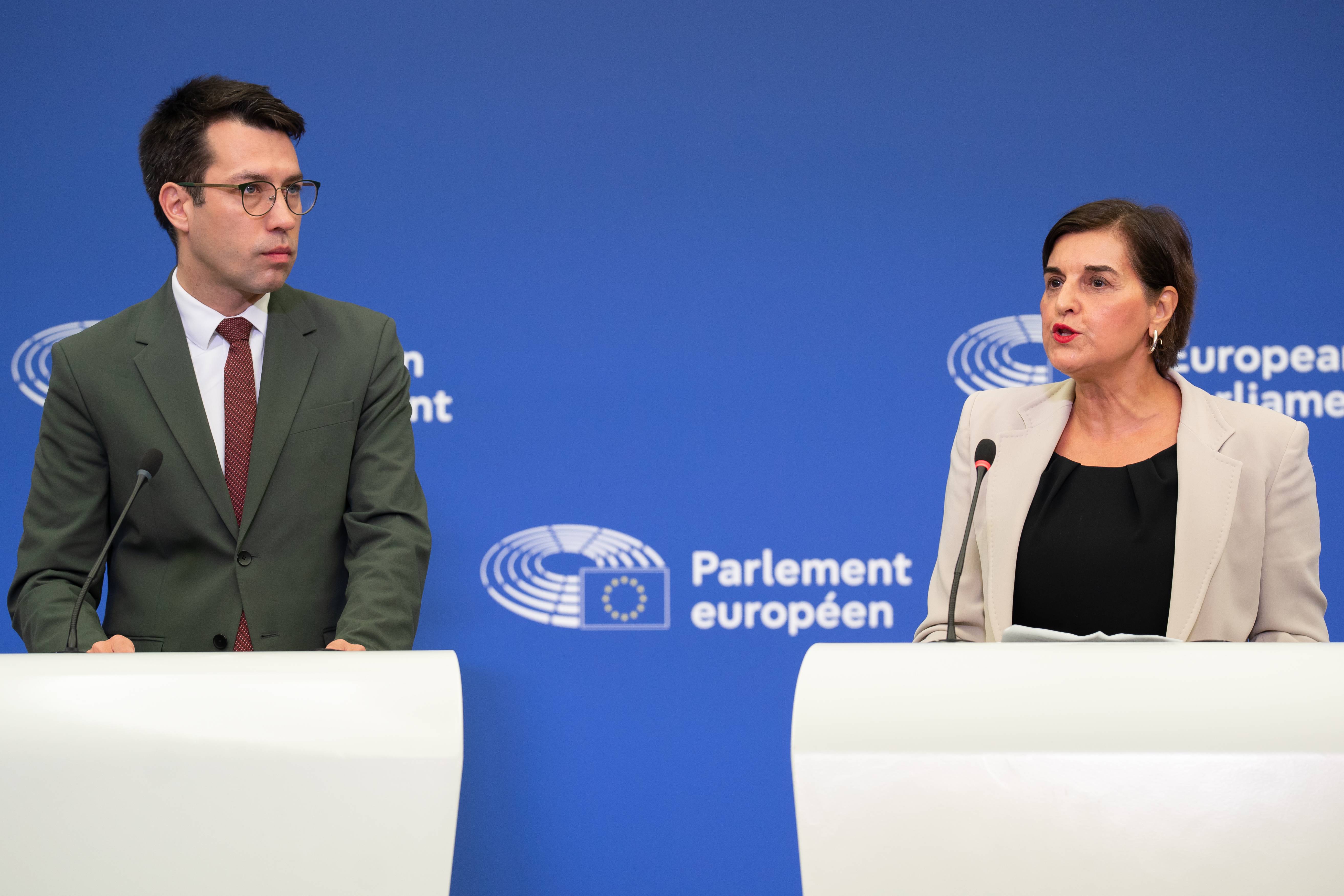 LIDER ZELENIH U EP: EU DA RAZMOTRI FINANSIRANJE SRBIJE