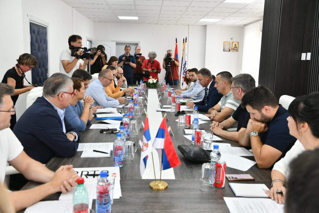 beograd 16.07.2025 Opozicija okrugli sto Foto:Vesna Lalić/Nova.rs miroslav aleksić