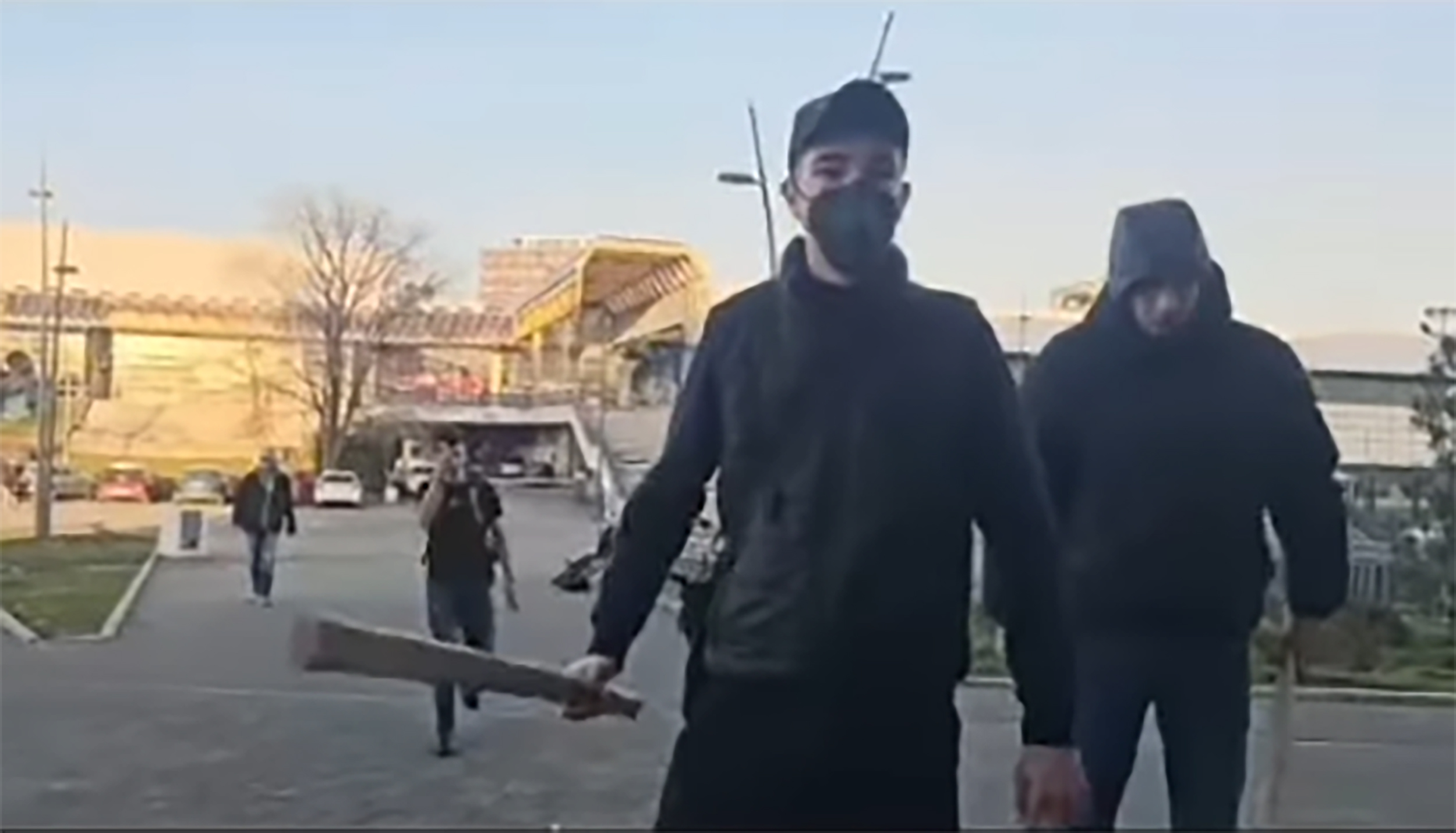 Novi Sad, promenada, napad