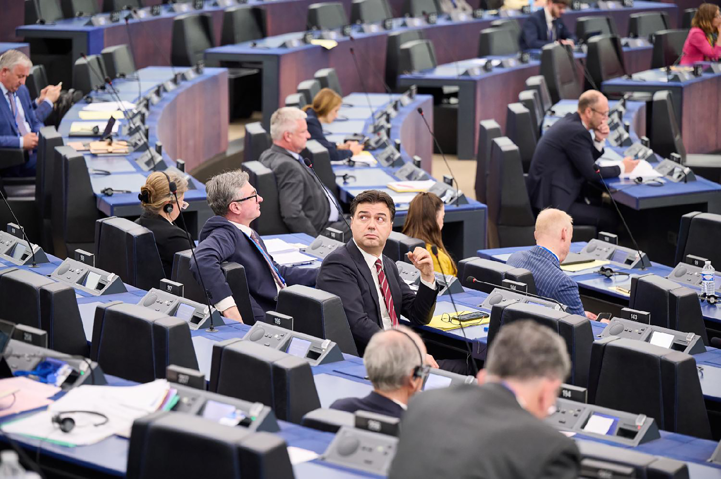 Mesto: Strazbur
Datum: Tue Apr 16 19:52:00 CEST 2024
Dogadjaj: EVROSERVIS - debata u Parlamentarnoj skupštini Saveta Evrope (PSSE) povodom predloga Dore Bakojani da Kosovo postane član SE
Izvor: FoNet/Savet Evrope