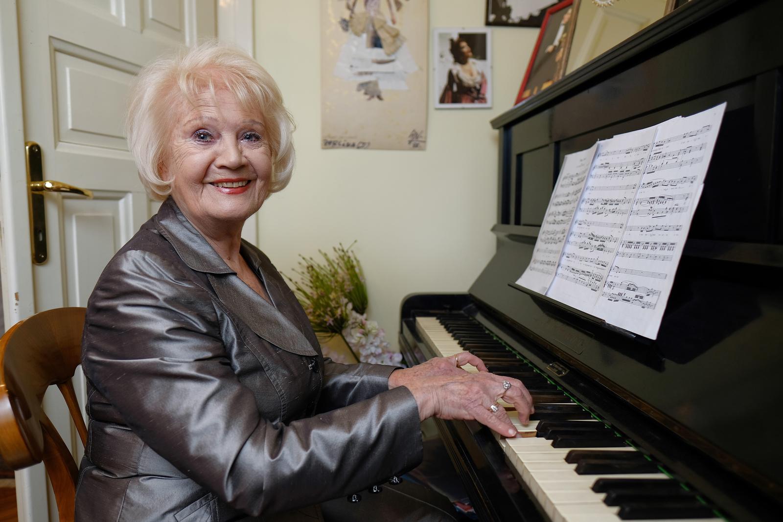 04.06.2020., Zagreb - Mirjana Bohanec Vidovic, pjevacica, glumica i diplomat. "nPhoto: Tomislav Miletic/PIXSELL