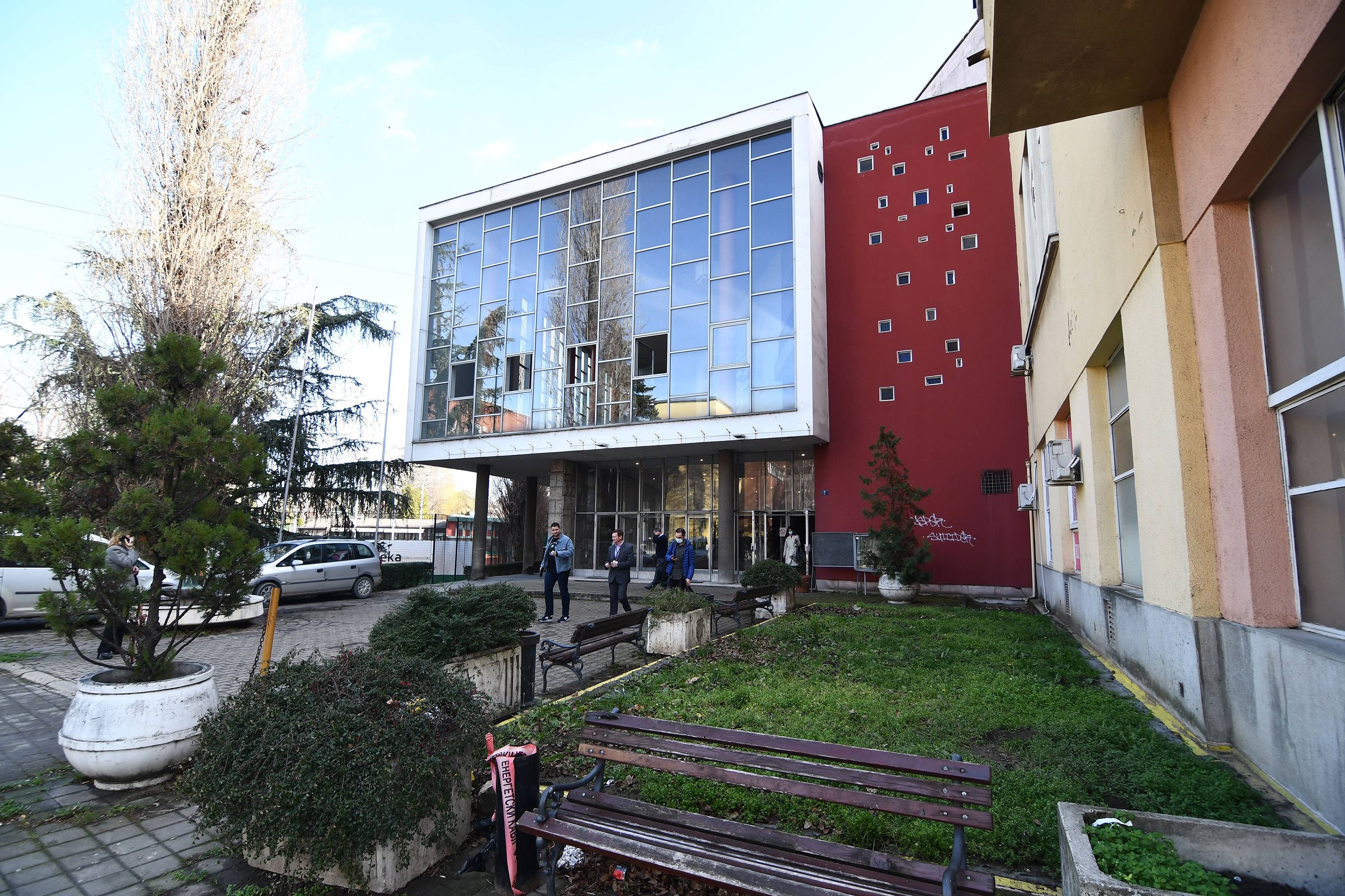 PRIMOPREDAJA OBJEKTA RNS I STUDIJA M POKRAJINSKOJ VLADI
