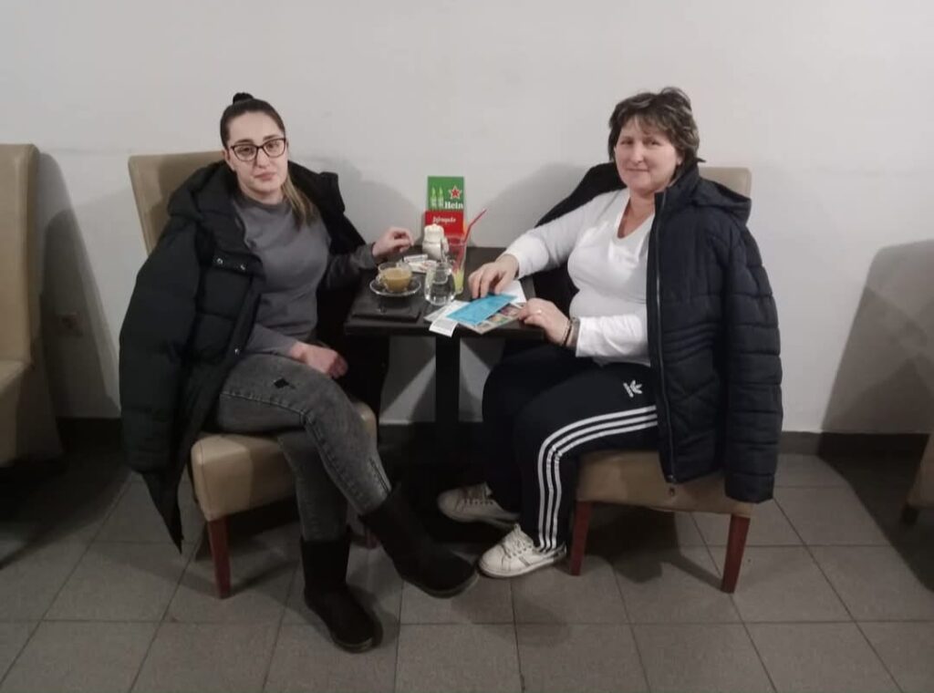 Vesna i Sara, Vesna Simić, majka i ćerka, Kladovo, bolnica, nalaz lekara, nalazi, bolest, onkološki pacijent