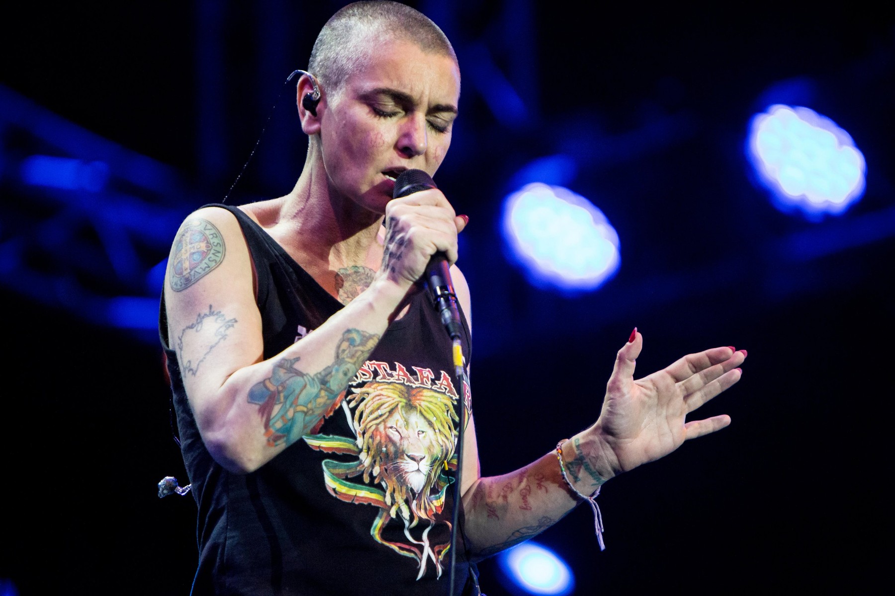 Lugano Switzerland. 11th July 2014. The Irish singer songwriter SINEAD O'CONNOR performs live at Piazza Della Riforma during the "Estival Jazz Lugano 2014" © Rodolfo Sassano/Alamy Live News