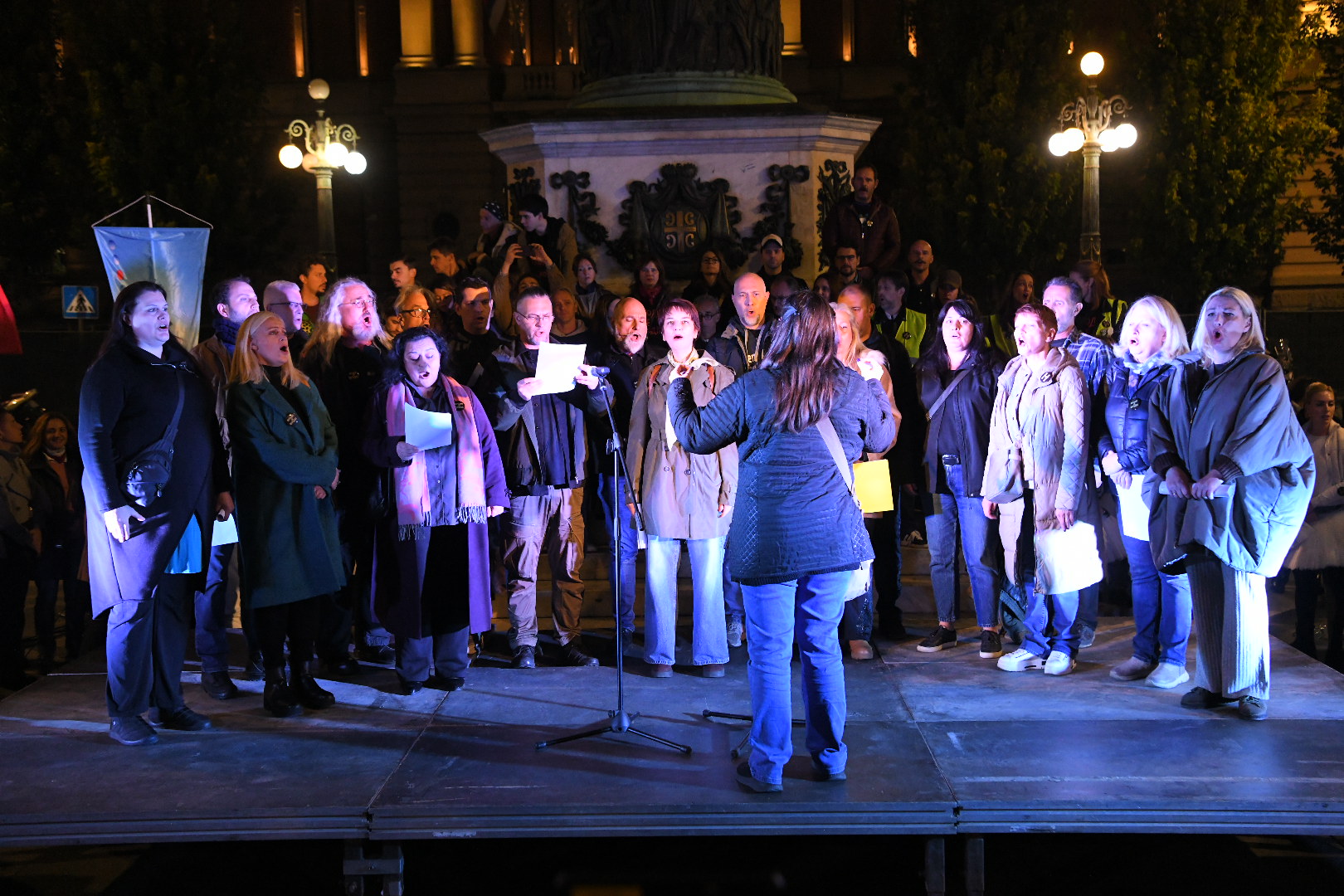 Protest ispred Narodnog pozorišta