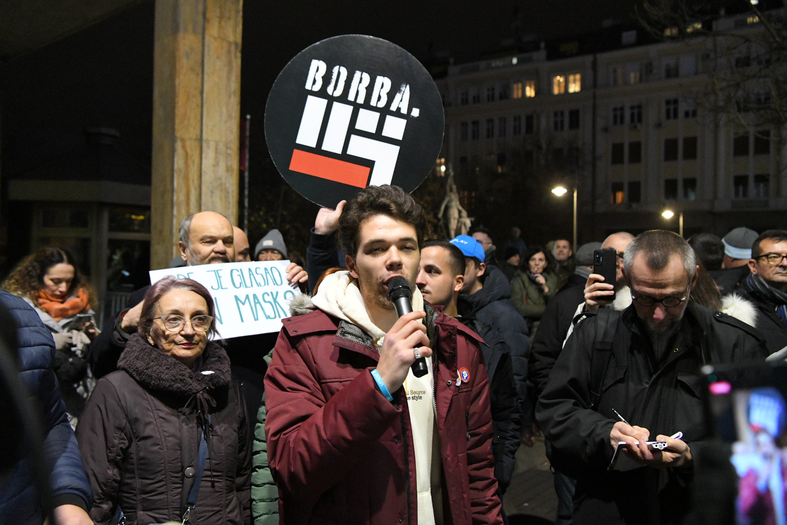 Beograd 23.12.2023. Protest građana ispred zgrade RIK-a. Protest, RIK Foto: Amir Hamzagić/Nova.rs