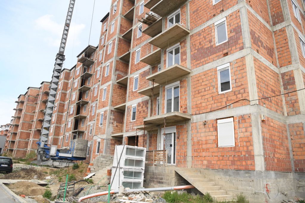 Beograd 19.04.2022. bespravna gradnja, divlja gradnja, zgrada, zgrade, gradilište,nelegalna gradnja  Mirijevo Ulica Vlastimira Djuze Stoiljkovica, Braća Stajić Foto: Goran Srdanov/ Nova.rs