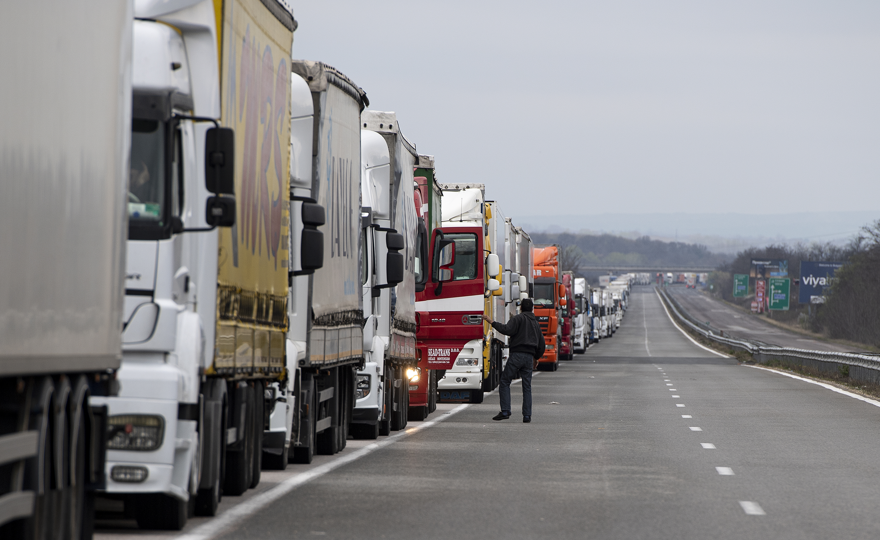 Trucks stuck at Bulgaria-Turkey border