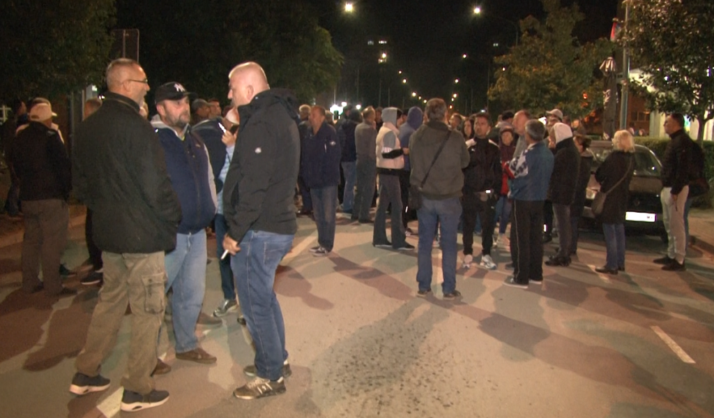 protest-ispred-suda-1024x599