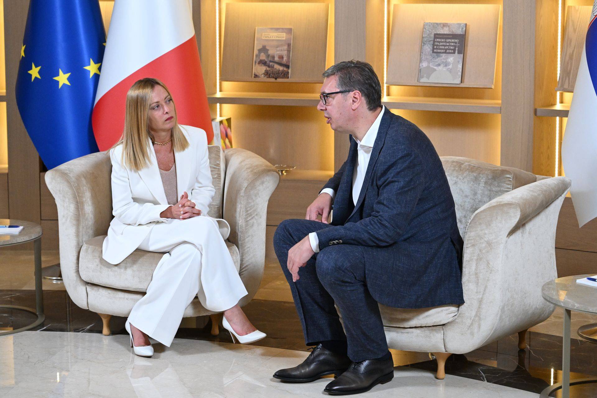 Beograd, 5.08.2025. -  Predsednik Srbije Aleksandar Vucic i premijerka Italije Djordja Meloni sastali su se danas u Beogradu. (BETAPHOTO/PREDSEDNISTVO REPUBLIKE SRBIJE/Dimitrije Goll)