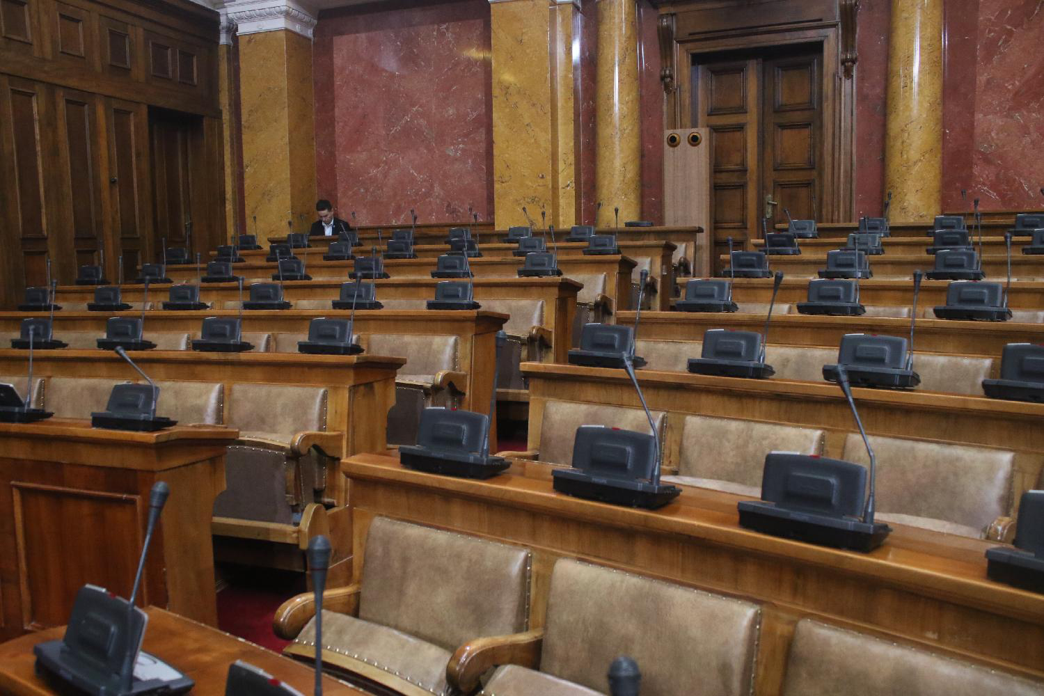 Prazne klupe, skupština, sala
Mesto: Beograd
Datum: Tue Mar 11 11:27:53 CET 2025
Dogadjaj: POLITIKA - nastavak zasedanja Skupštine Srbije
Fotoreporter: Zoran Mrđa
Izvor: FoNet