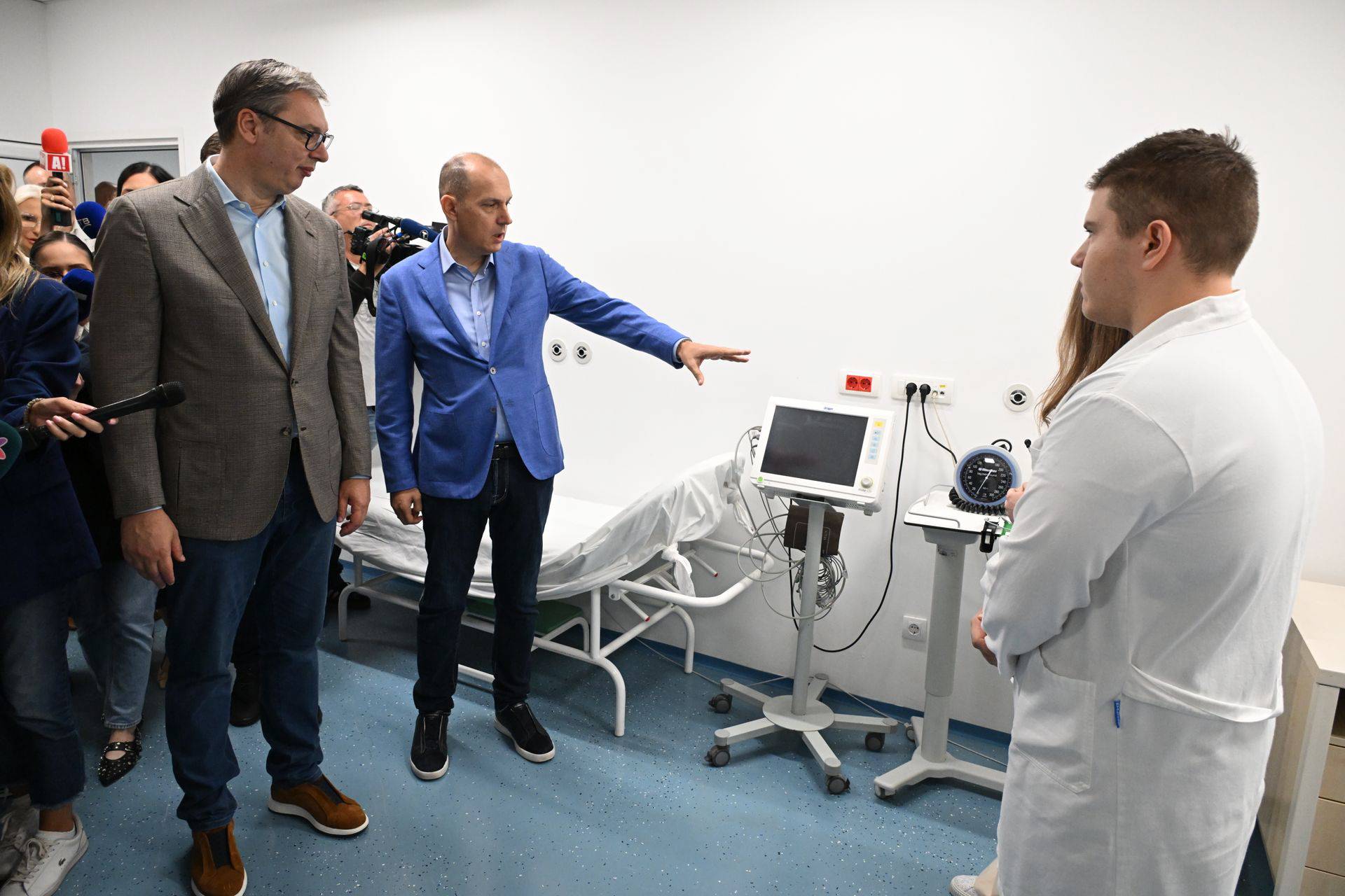 ALEKSANDAR VUCIC OBISAO CENTAR ZA PALIJATIVNO ZBRINJAVANJE