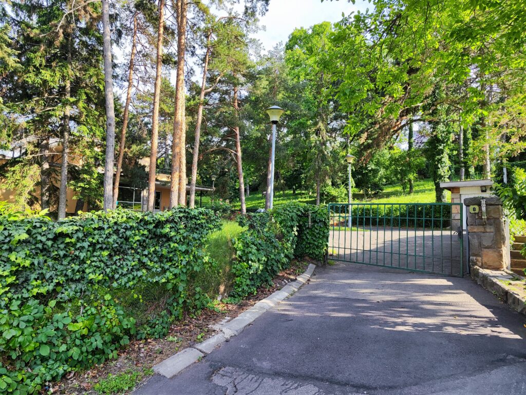 Beograd, 18.05.2025. Dedinje, vila, adresa Botićeva 8, mihajla mike jankovica 8, Vila Srbijanka Foto: Goran Srdanov/Nova.rs