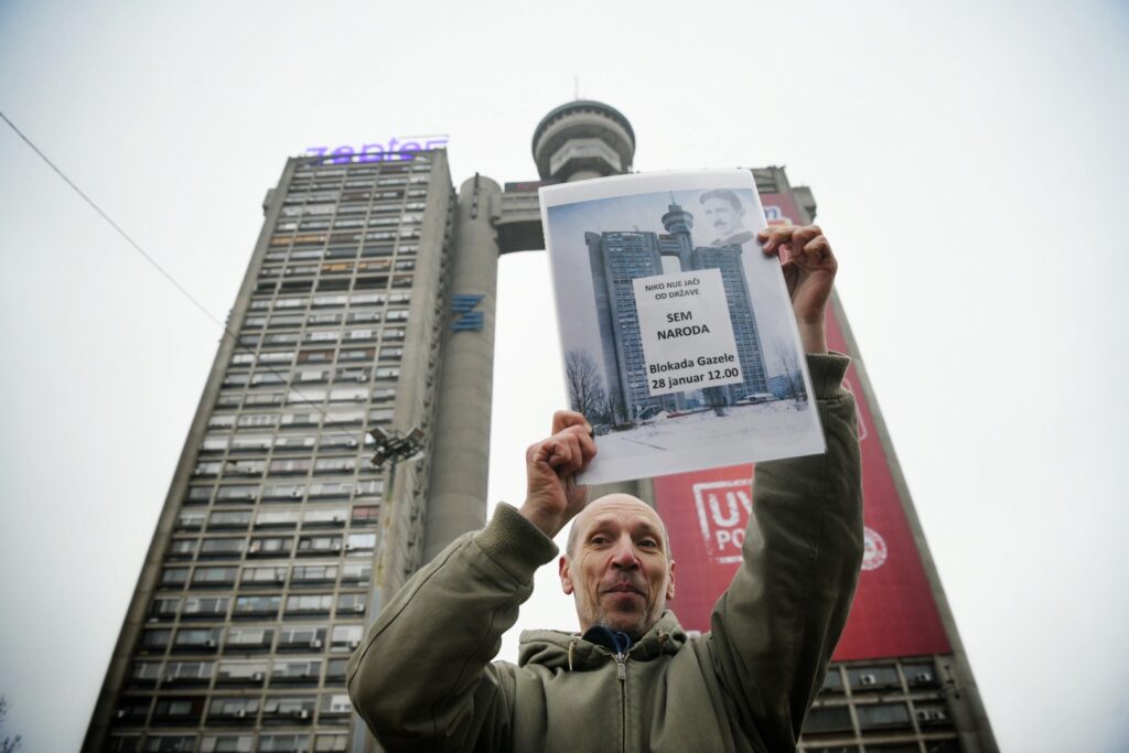 Beograd 21.01.2023. Geneks, Genex, protest. Protest građana, gradjana ispred Geneks kule Foto: Vesna Lalić/Nova.rs