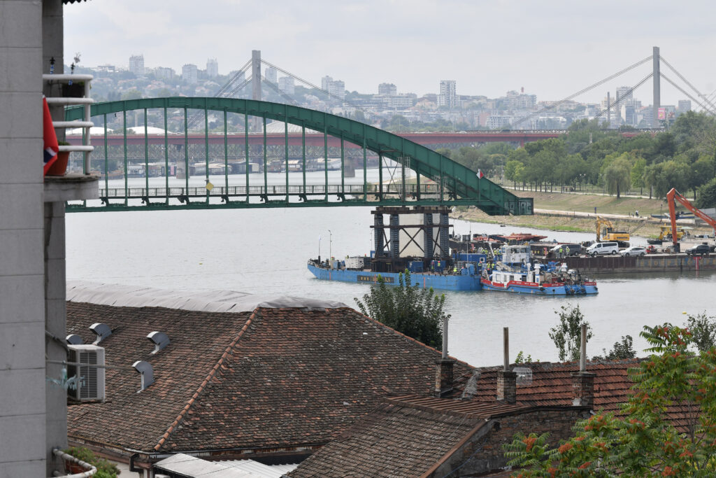 Beograd, 30.07.2025. Stari savski most, demontiranje, demontaža, rušenje Foto: Goran Srdanov/Nova.rs