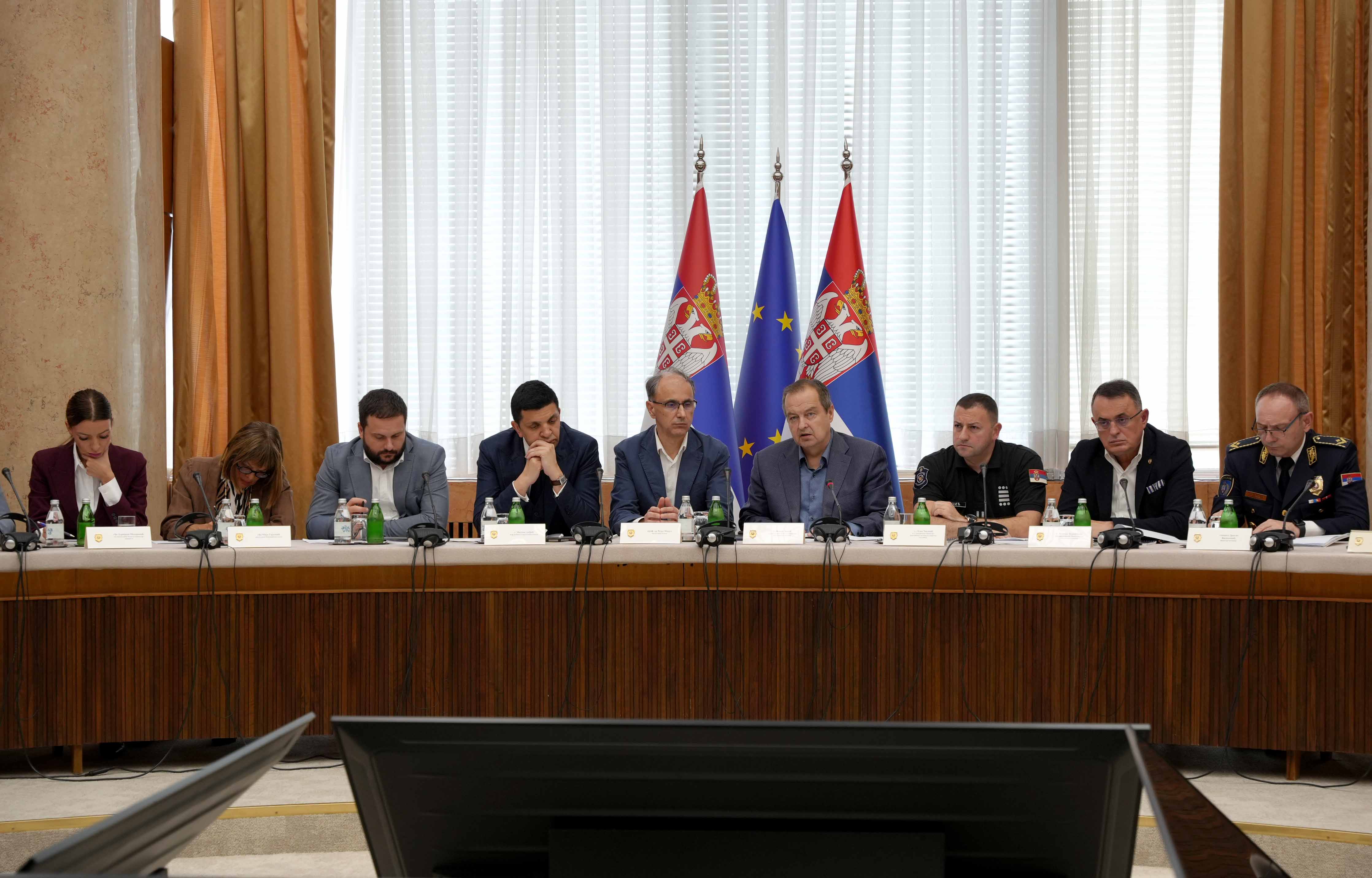 MUP-Saopstenje-Vanredna sednica Republicskog staba za vanredne situacije