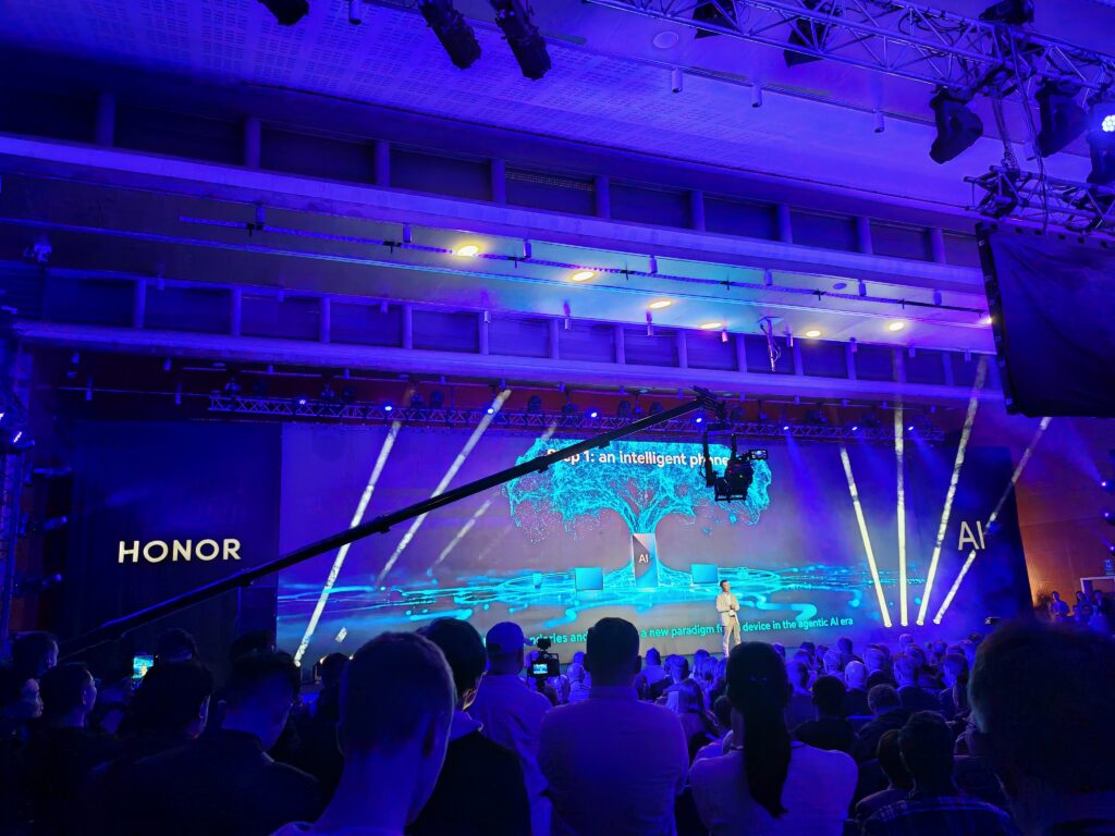PR, Honor, Honor Alpha plan
