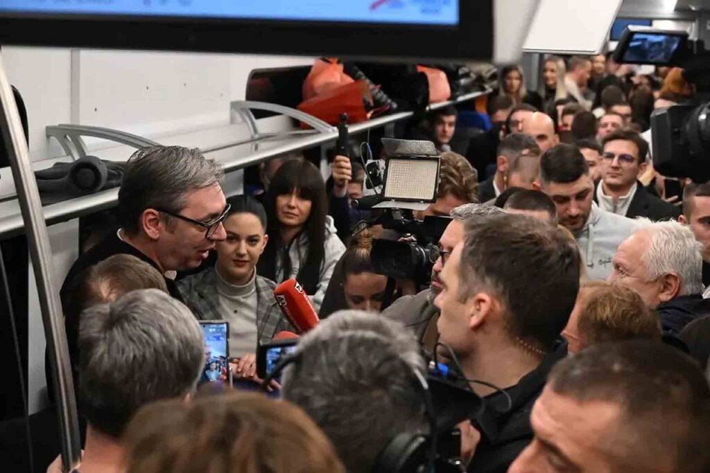 1739803897-Vucic_voz_09__b-1024x683.jpg