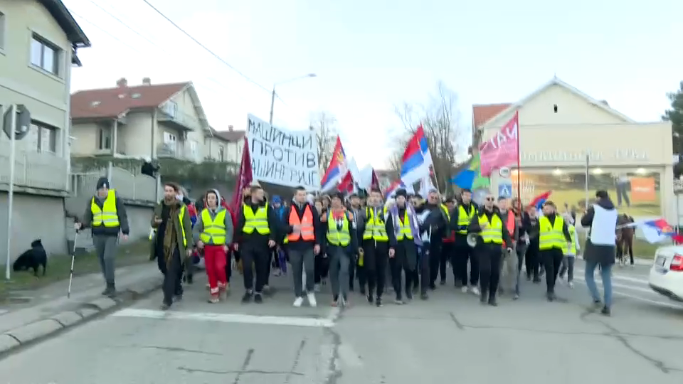 1739461879-Topola-studenti-2
