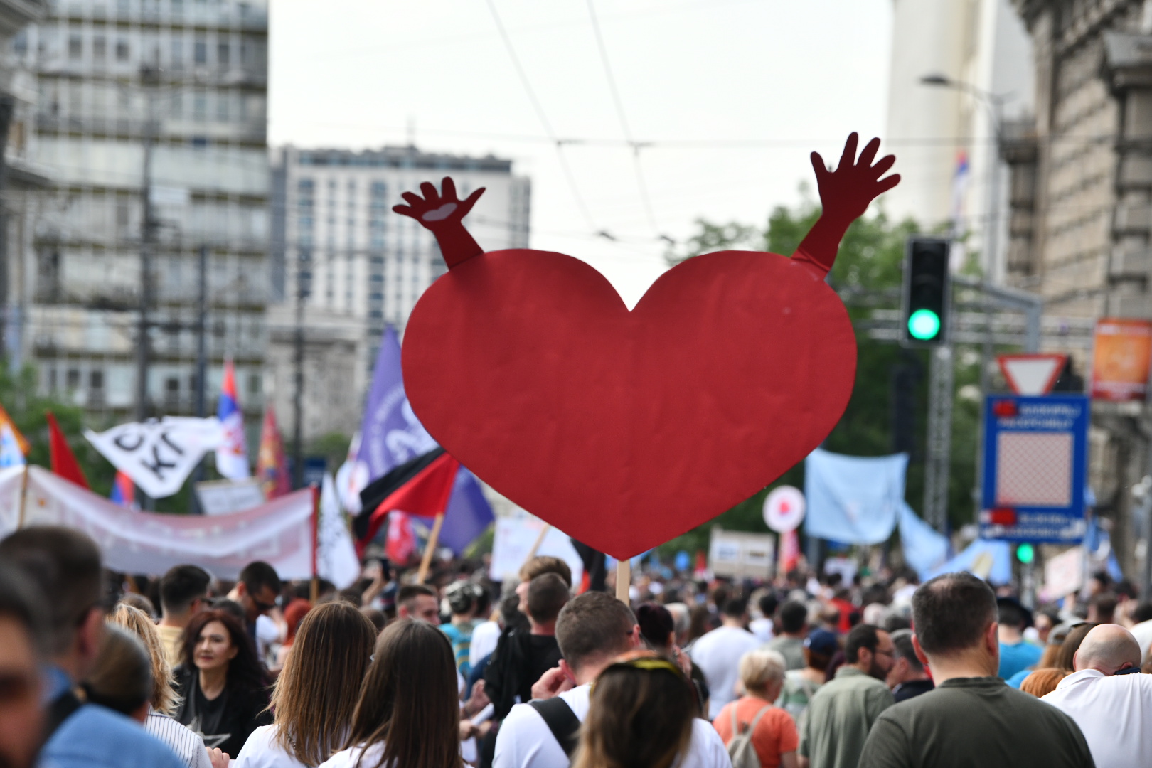 Beograd, 01.05.2025. Vlada Srbije, Kneza Miloša, Međunarodni praznik rada, studenti i sindikati rada organizuju protest, skupovi u Beogradu, šetnja do Vlade Foto: Vesna Lalić/Nova.rs