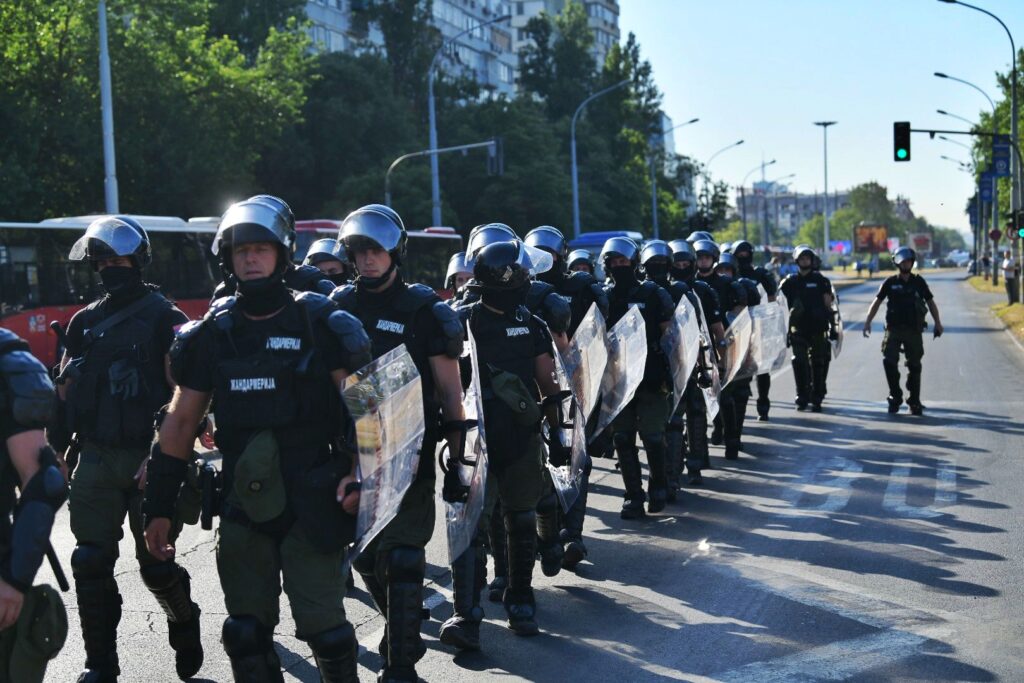 policija žandarmerija  Beograd 04. jul 2025. Blokada Beograd staje u okviru akcije studenata Srbija staje zbog policijske brutalnosti prema građanima policija