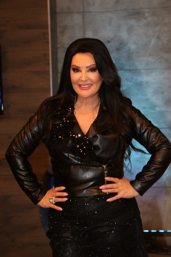 28, December, 2021, Belgrade -  Recording of the TV show Amig Show on Pink TV in Simanovci. Dragana Mirkovic. Photo: M.M./ATAImages
28, decembar, 2021, Beograd  - Snimanje tv emisije Amig Show na televiziji Pink u Simanovcima. Photo: M.M./ATAImages