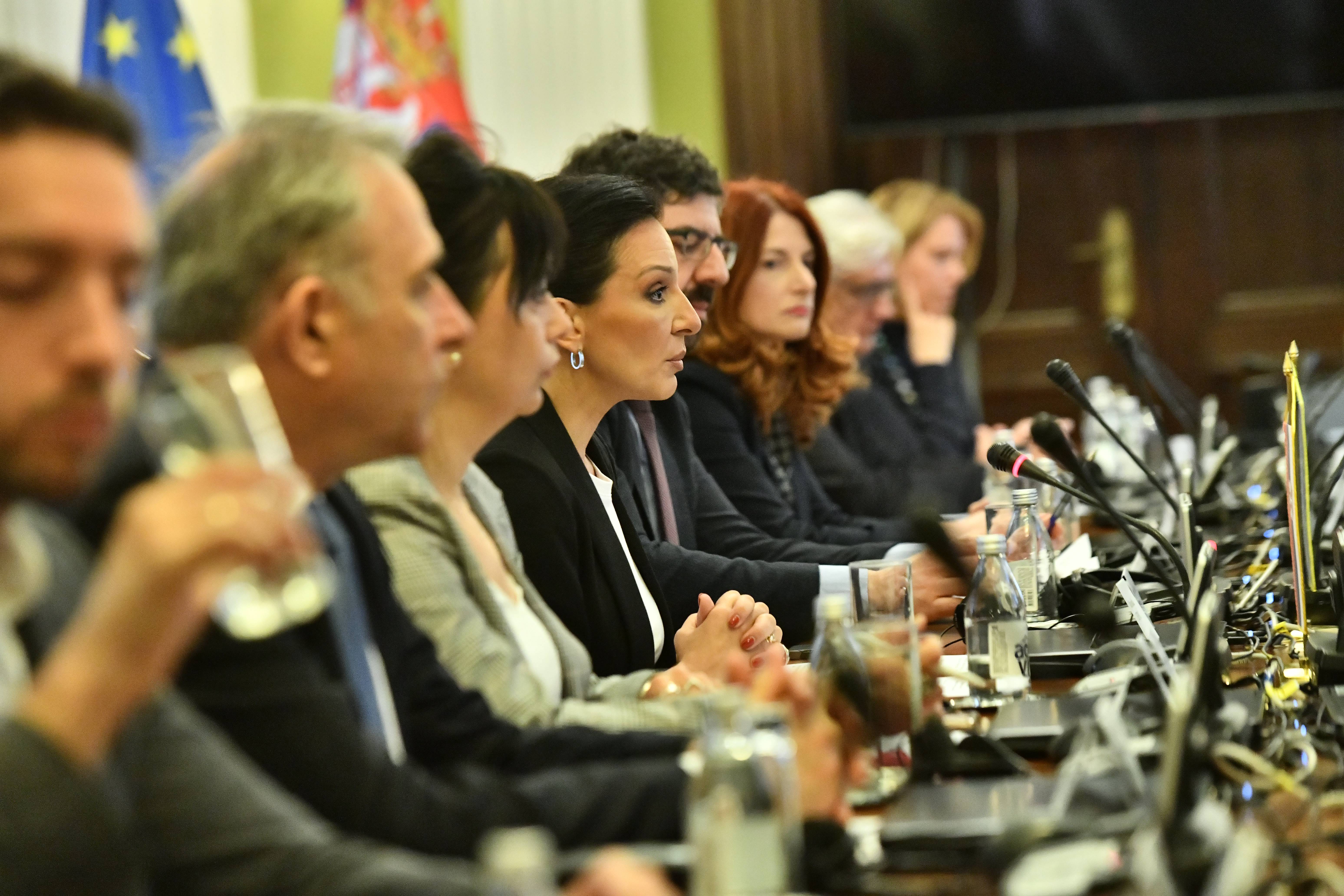 Beograd, 30.04.2025. - Sastanak predstavnika opozicionih poslanickih grupa sa komesarkom za prosirenje EU Martom Kos odrzan je danas u Domu narodne skupstine. (BETAPHOTO/MILAN ILIC)