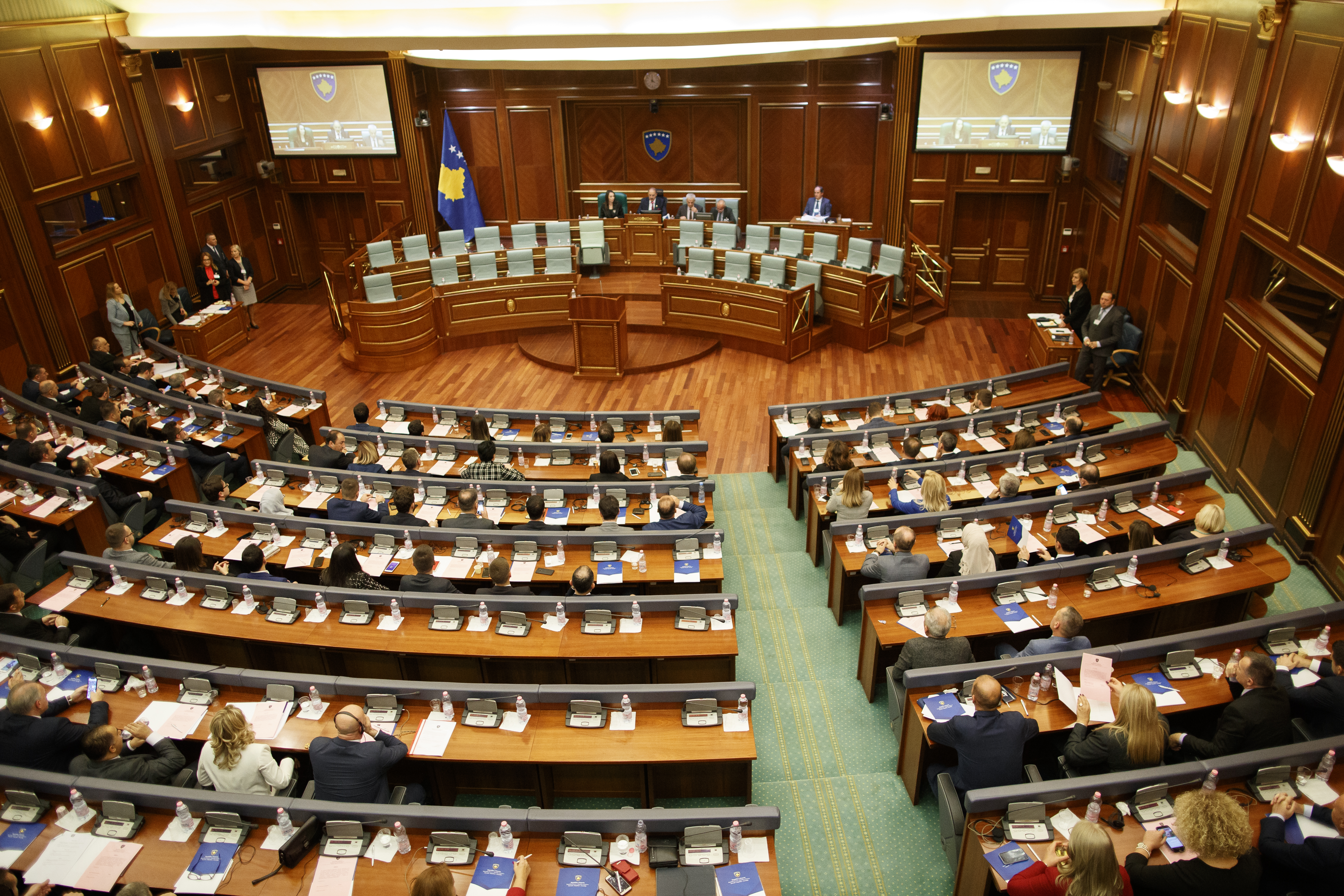 Kosovo's parliament approved Glauk Konjufca as the new speaker