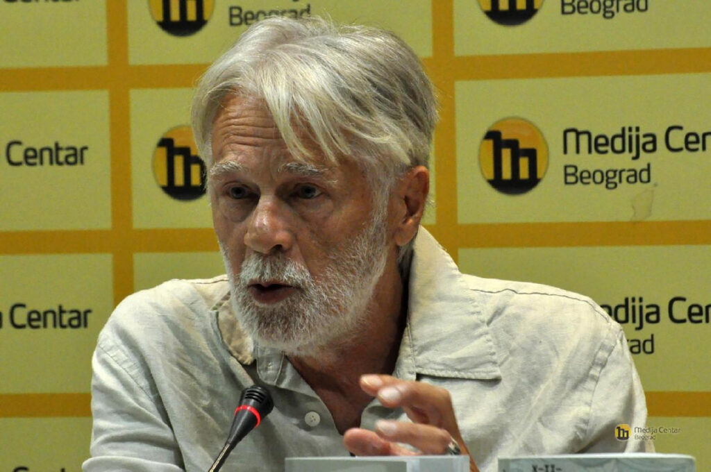 Mesto: Beograd
Datum: Wed Jun 11 15:37:18 CEST 2025
Dogadjaj: KULTURA - Konferencija za novinare Andrićevog instituta povodom objavljivanja imena laureata književne "Velike nagrade Ivo Andrić“
Ličnosti: Želidrag Nikčević
Izvor: FoNet/Medija centar