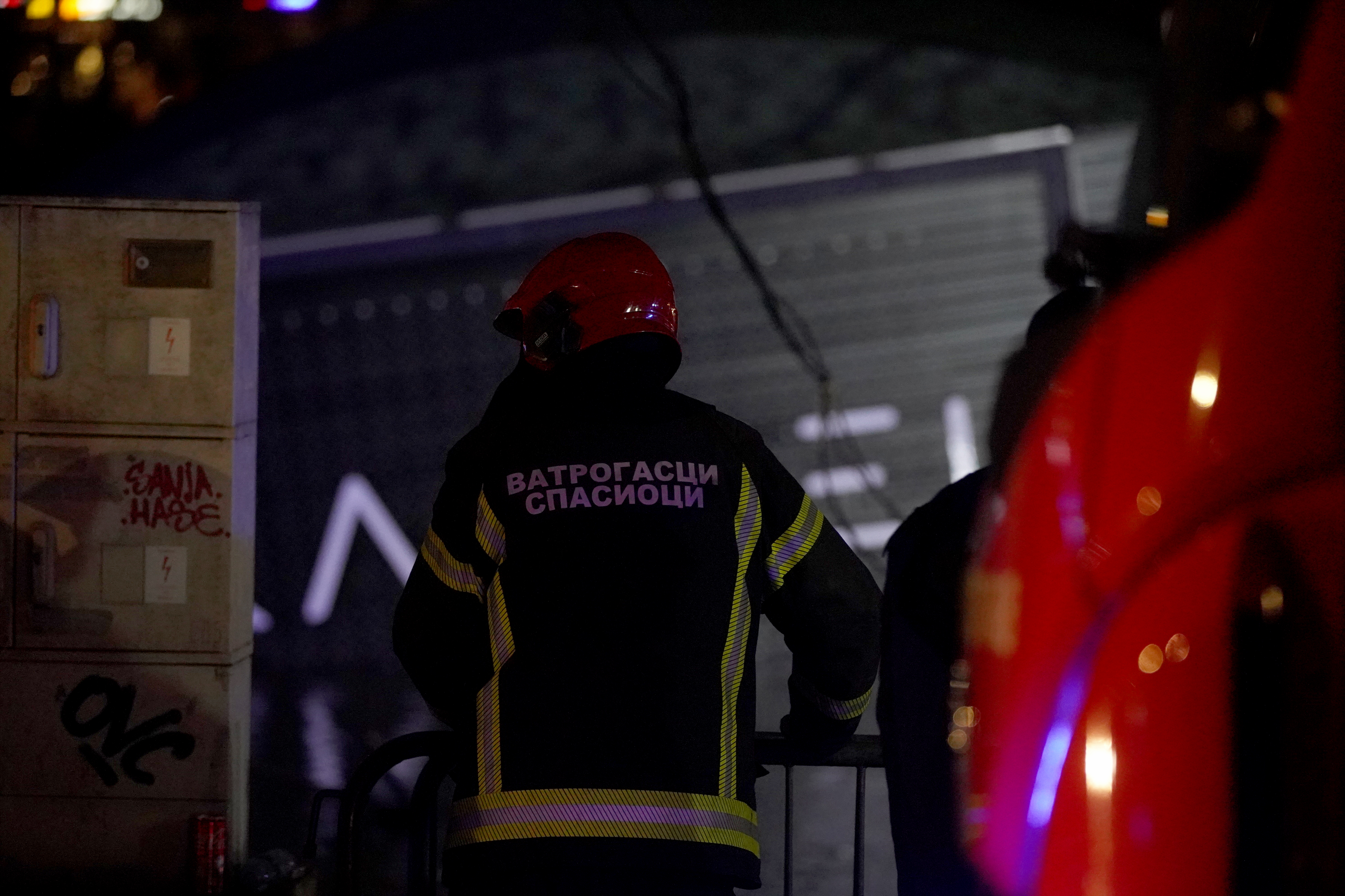 The Kartel raft, located next to the Belgrade Fair, sank.Splav Kartel smesten pored Beogradskog sajma je potonu.