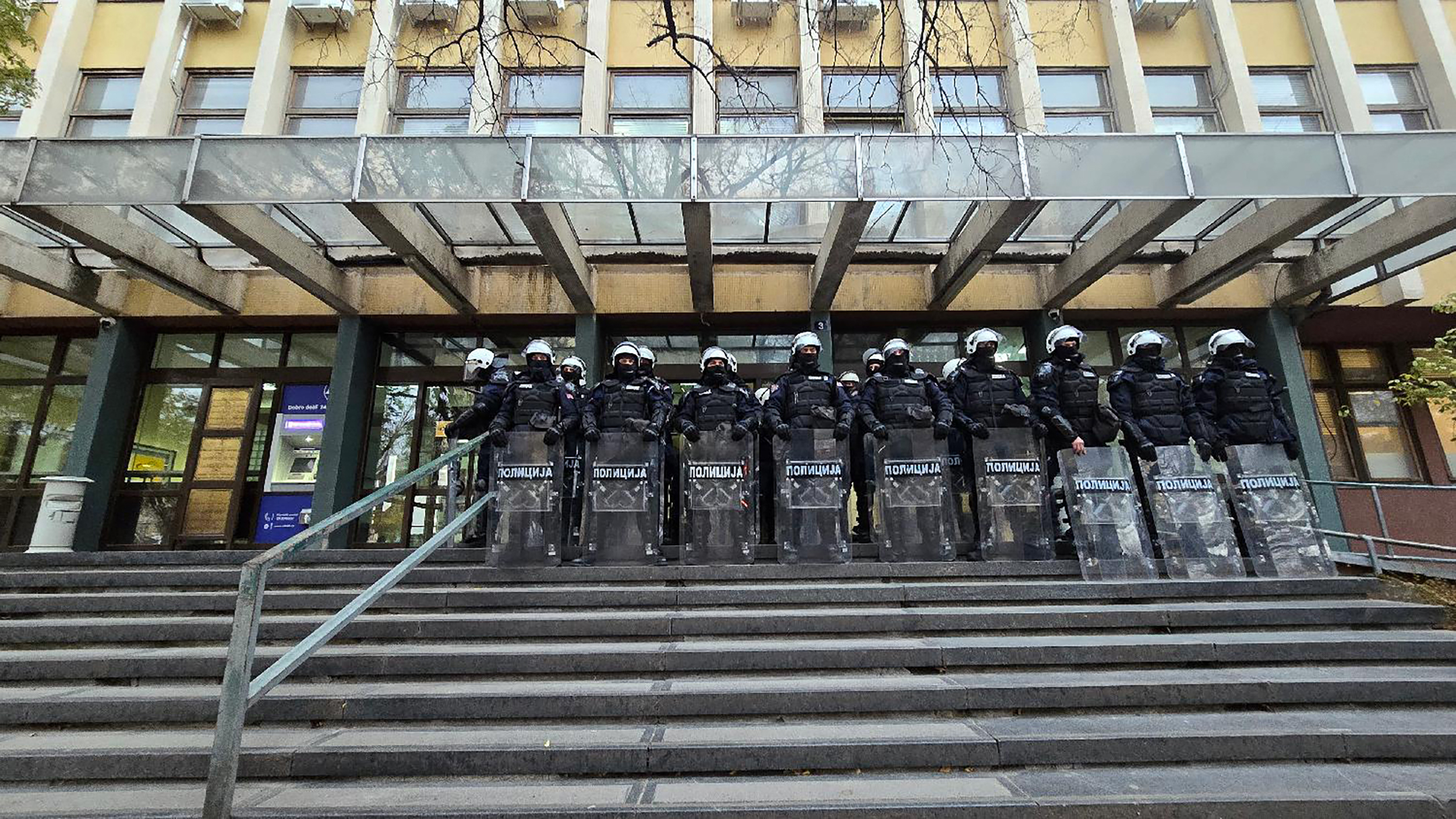 Sud_Protest_NS_01_Marko_Dragoslavic_b