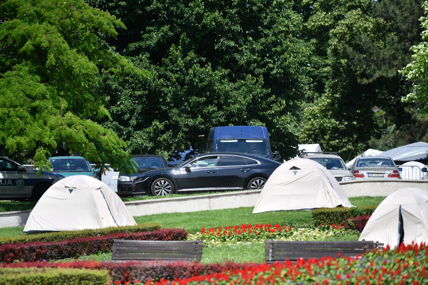 Beograd 02. jun 2025. Pionirski park, studentsko naselje Ćacilend u Pionirskom parku gde obitava grupa studenata Studenti 2.0 koji hoce da uče, novi satori satorcici za male studente Foto:Vesna Lalić/Nova.rs