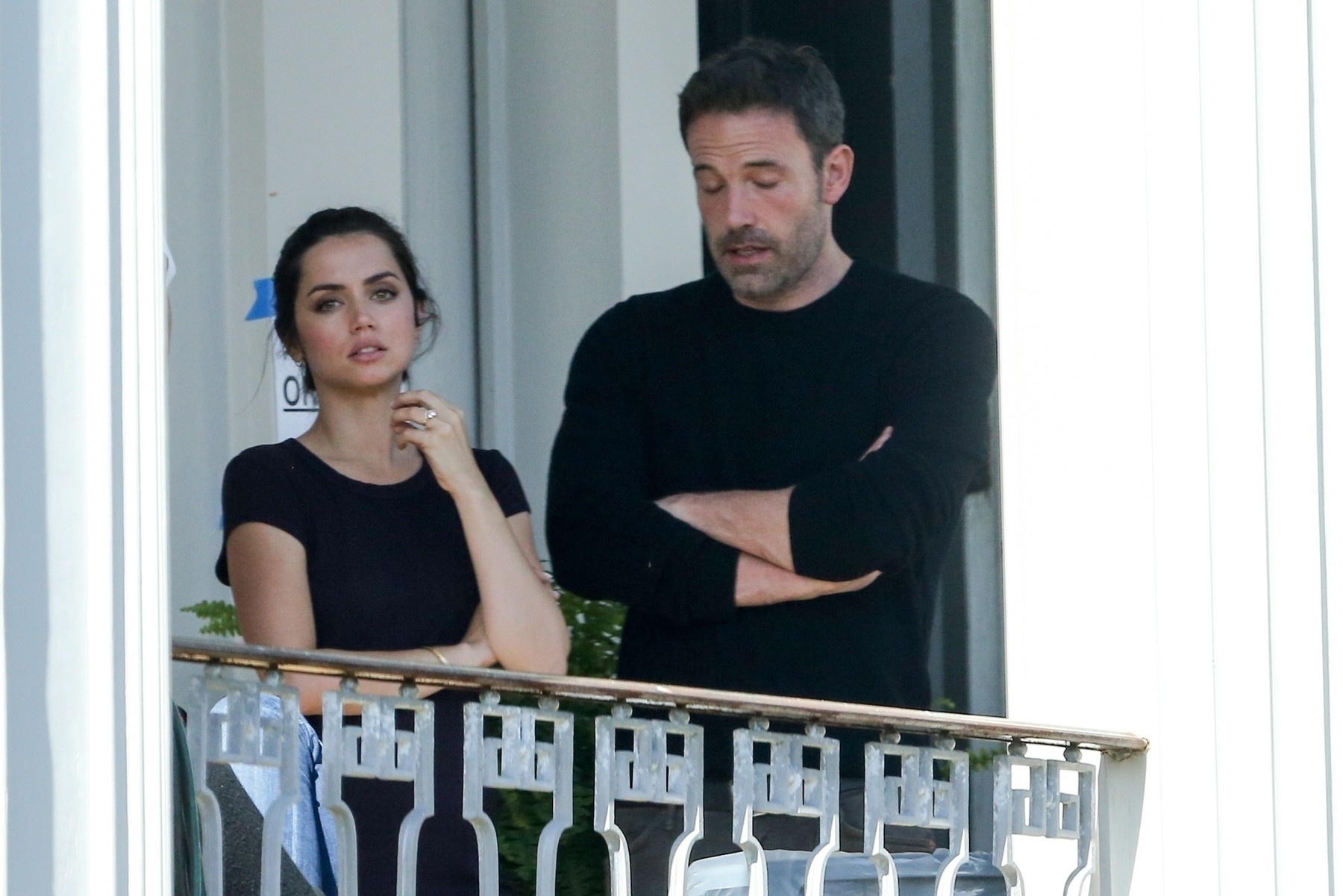 *EXCLUSIVE* Ben Affleck and Ana de Armas take a break while on set in New Orleans