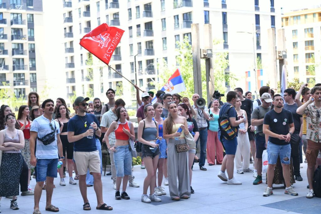 beograd 26.06.2025 palata pravde, podrška za studenta stafana tomića foto goran srdanov