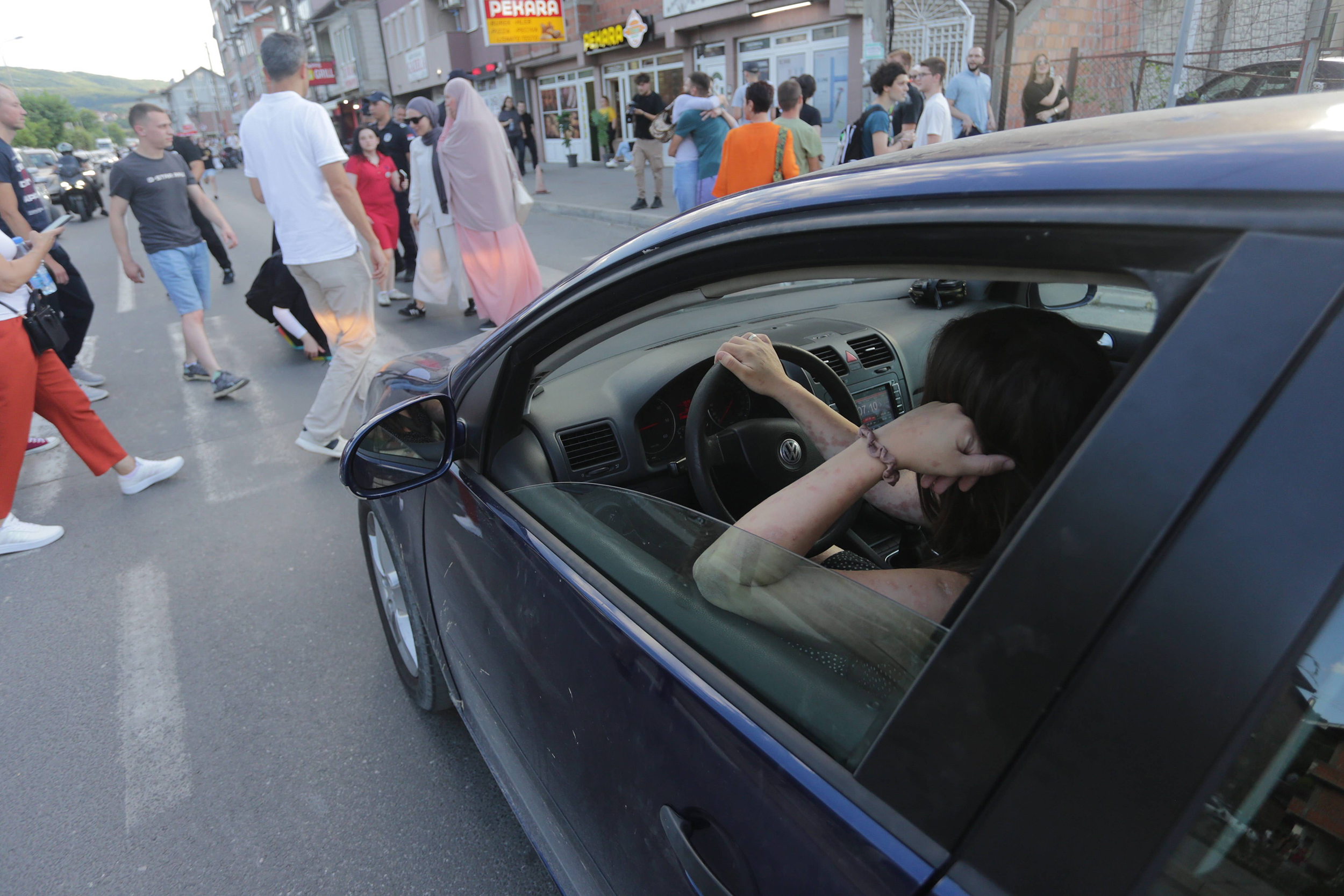 GRADJANI BLOKIRALI KRUZNI TOK U CENTRU NOVOG PAZARA