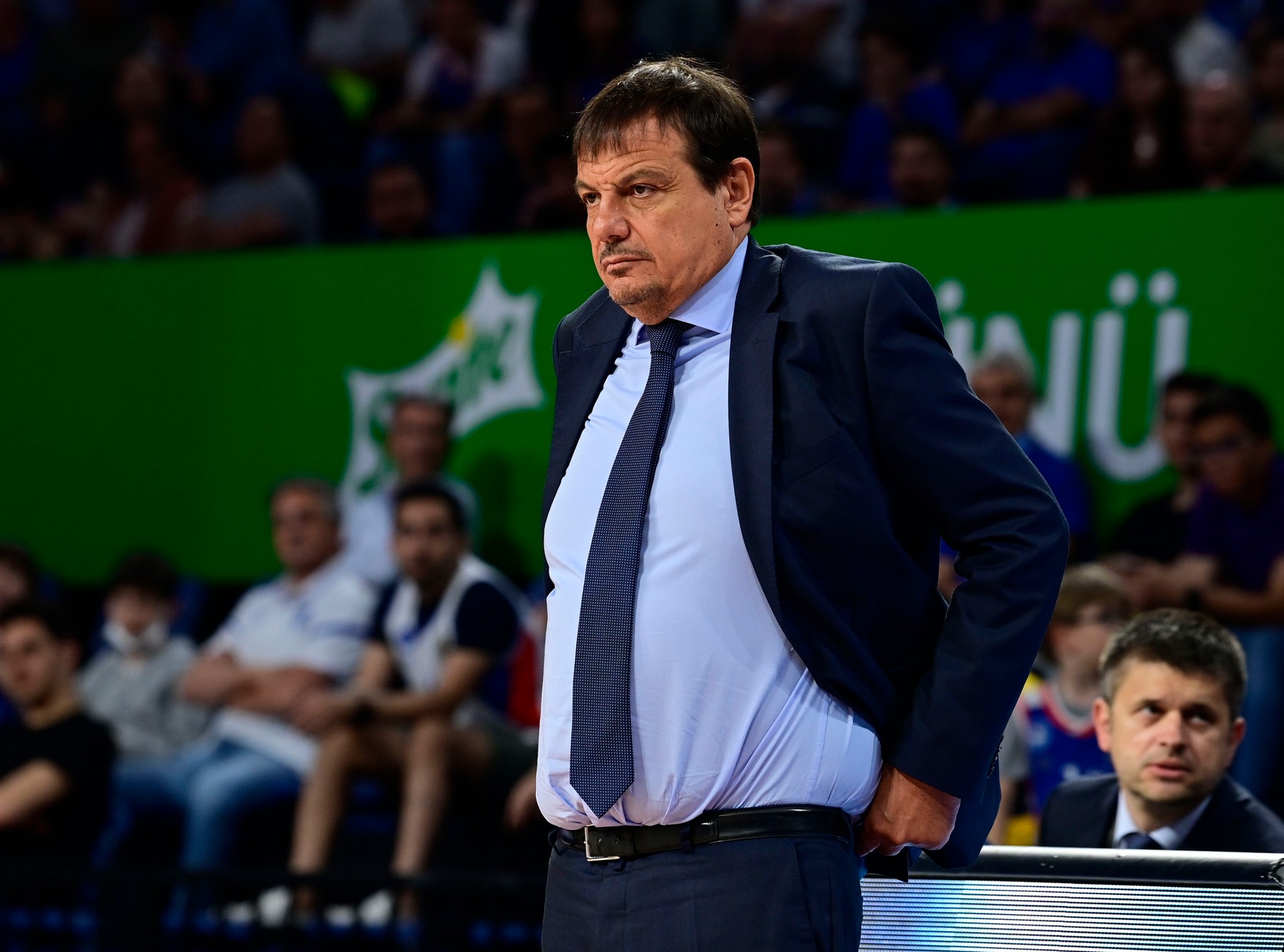 ING Basketall super league quarter final third leg match between Anadolu Efes Istanbul and Pinar Karsiyaka Izmir at Sinan Erdem Dome in Istanbul, Turkey , on May 24, 2022 .