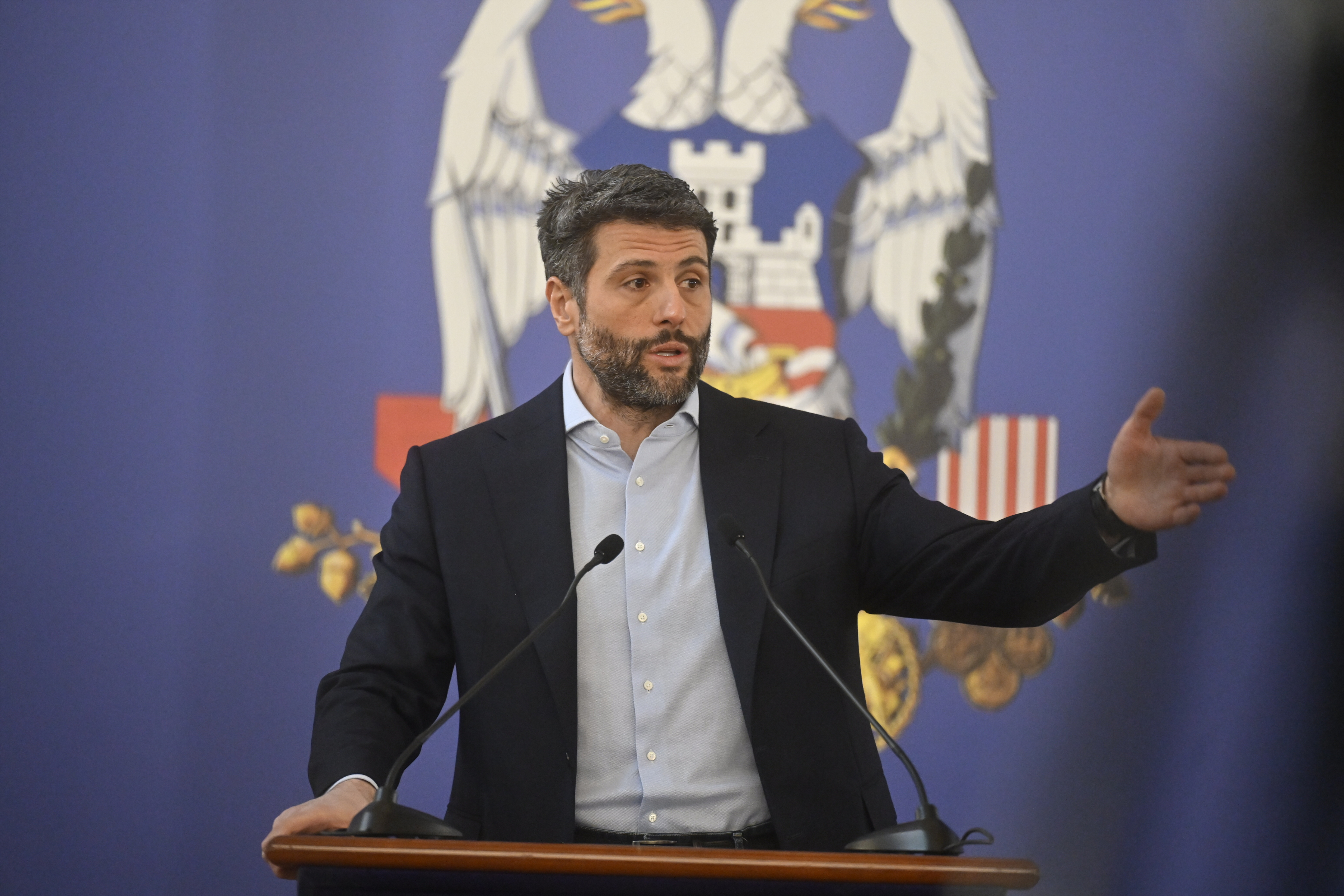 The mayor of Belgrade Aleksandar Sapic held a press conference in the Old Palace.Gradonacelnik Beograda Aleksandar Sapic odrzao je konferenciju za medije u Starom dvoru.