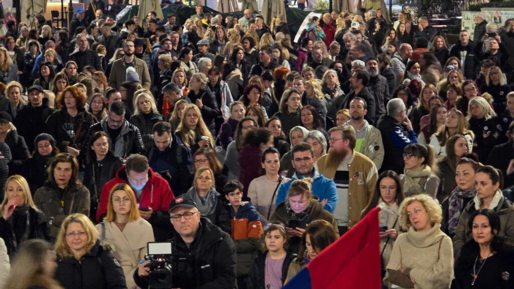 Prvi zbor prosvetnih radnika na Trgu republike, Foto: Fonet