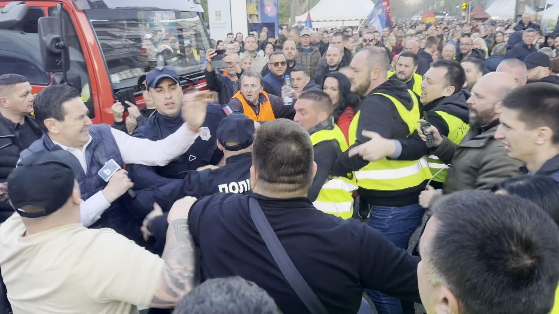 Napad na Nemanju Šarovića 02