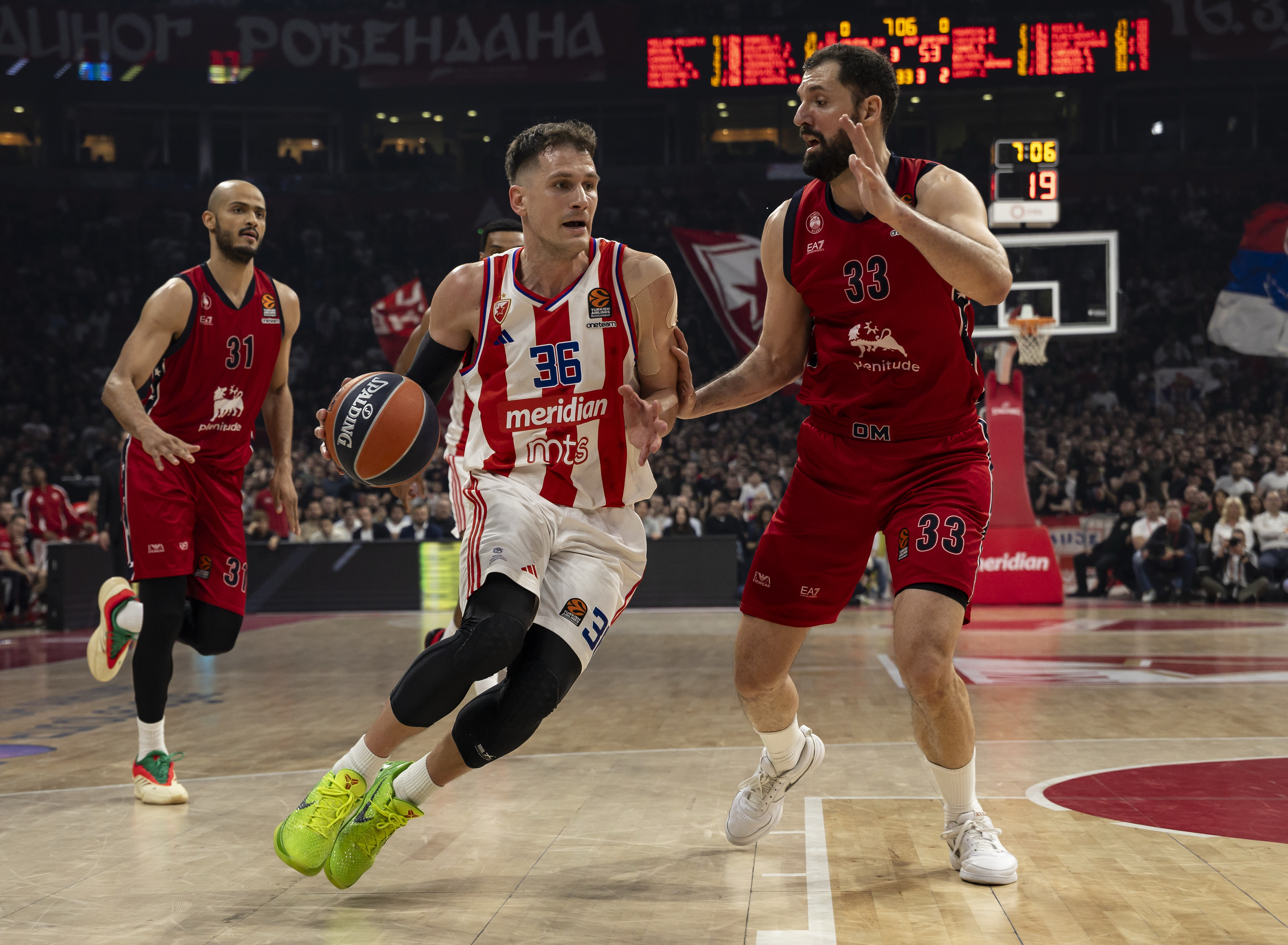 Crvena Zvezda Meridianbet Belgrade v EA7 Emporio Armani Milan - Turkish Airlines EuroLeague