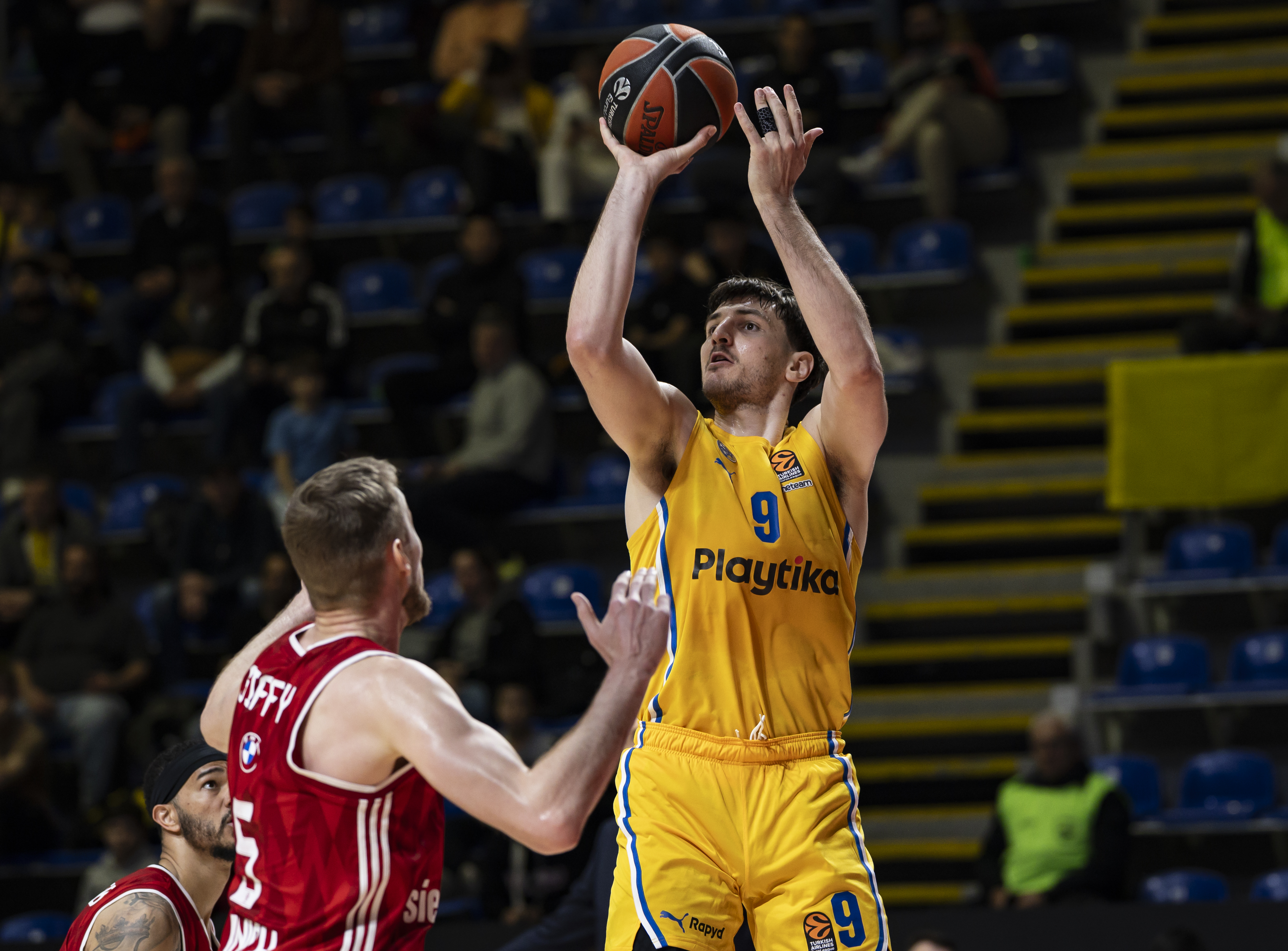 during the 2024/2025 Turkish Airlines EuroLeague match between Maccabi Tel Aviv v FC Bayern at Aleksandar Nikolic Hall on April 03, 2025 in Belgrade, Serbia. (Photo by Srdjan Stevanovic/Starsport.rs ©)