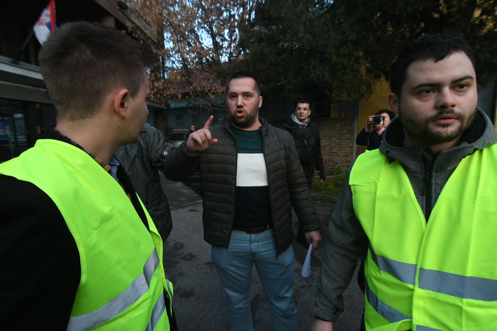 Novi Sad 27.11.2021. Miran Pogačar, pušten iz pritvora, pritvor. Ekološki ustanak, protest, blokada, policija, kordon Foto: Nenad Mihajlović/Nova.rs