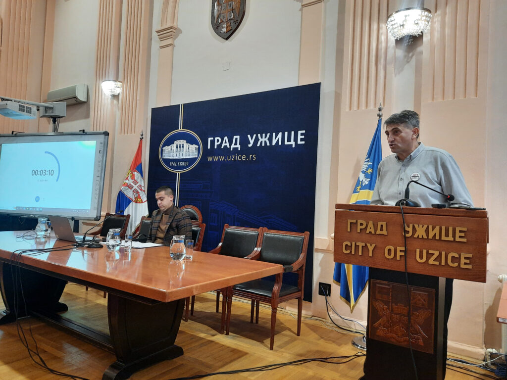 Užice, 03.02.2025. Vanredna sednica Skupštine grada Užica koju je tražila opozicija, vlast opstruisala sednicu kako bi izbegla smenu gradonačelnice