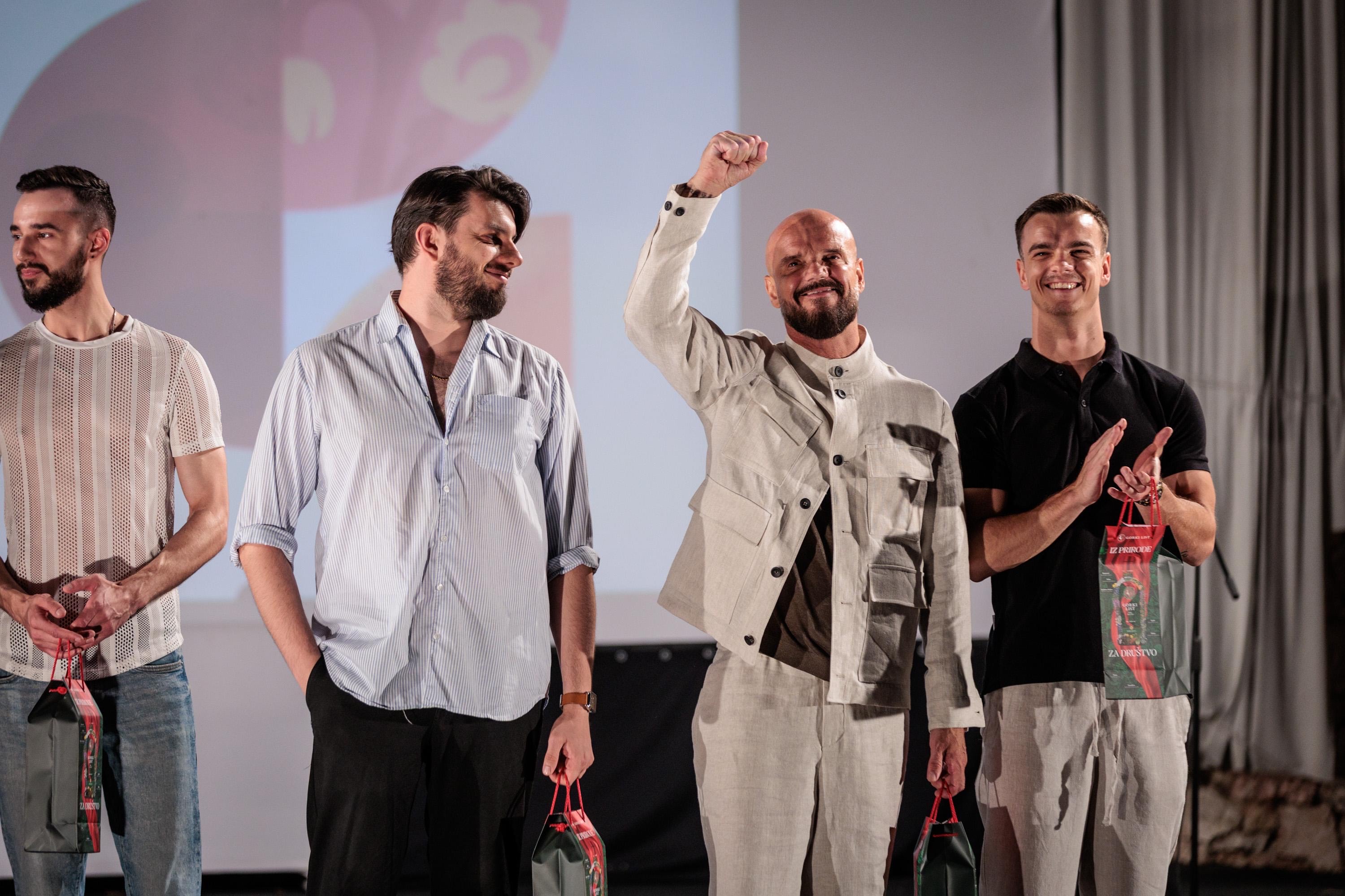 9a364b01-38af-4958-b5bb-b538c30f1f46