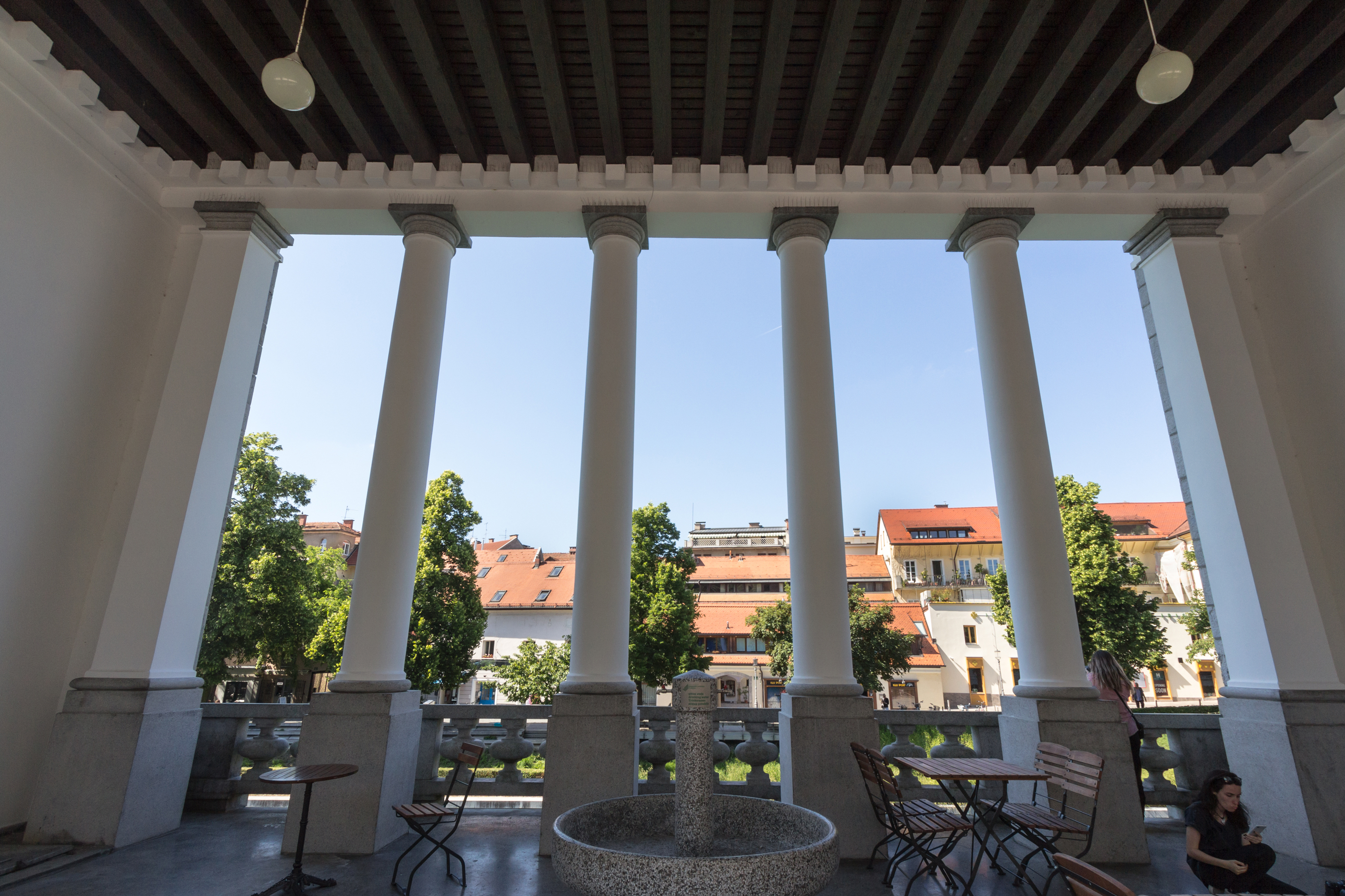 Ljubljana, Slovenija, pijaca, reka Ljubljanica
