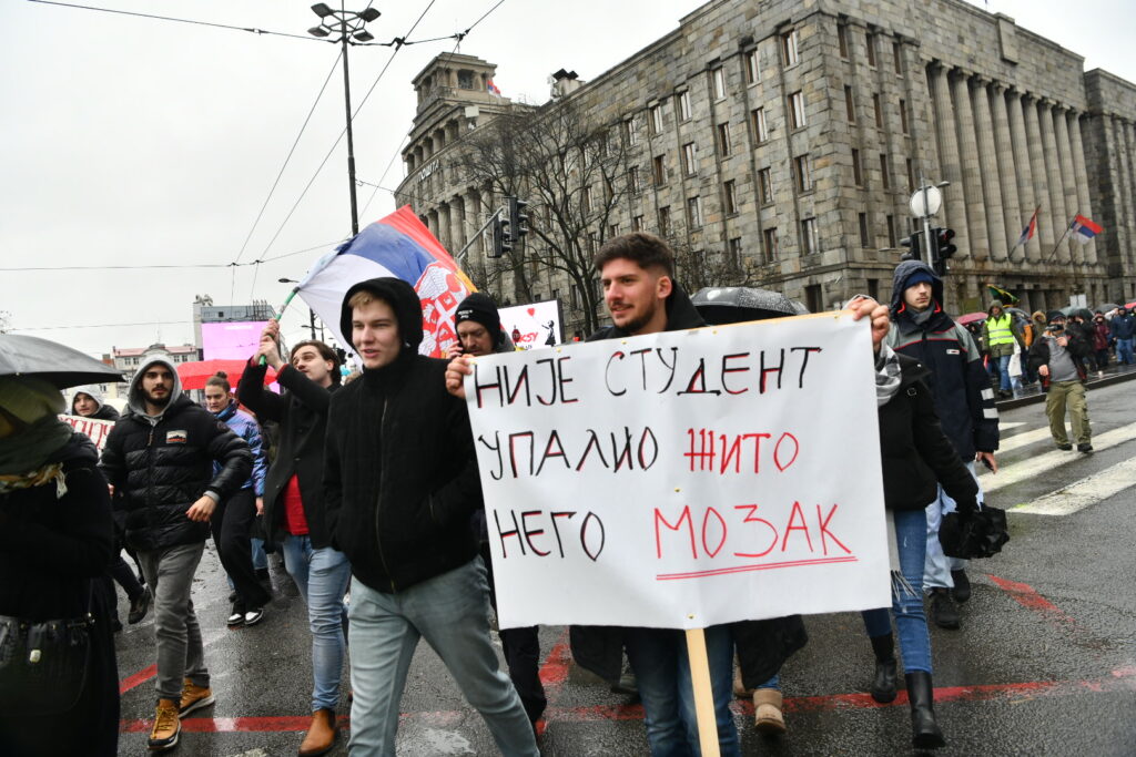 Beograd 10. januar 2025. Akcija Zastani Srbijo, blokada Bulevara kralja Aleksandra, ETF, Masinski, Arhitektonski fakultet, Pravni, studenti Foto:Vesna Lalić/Nova.rs