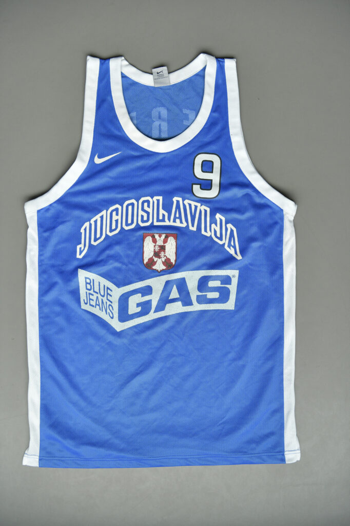 mića berić dresovi aukcija