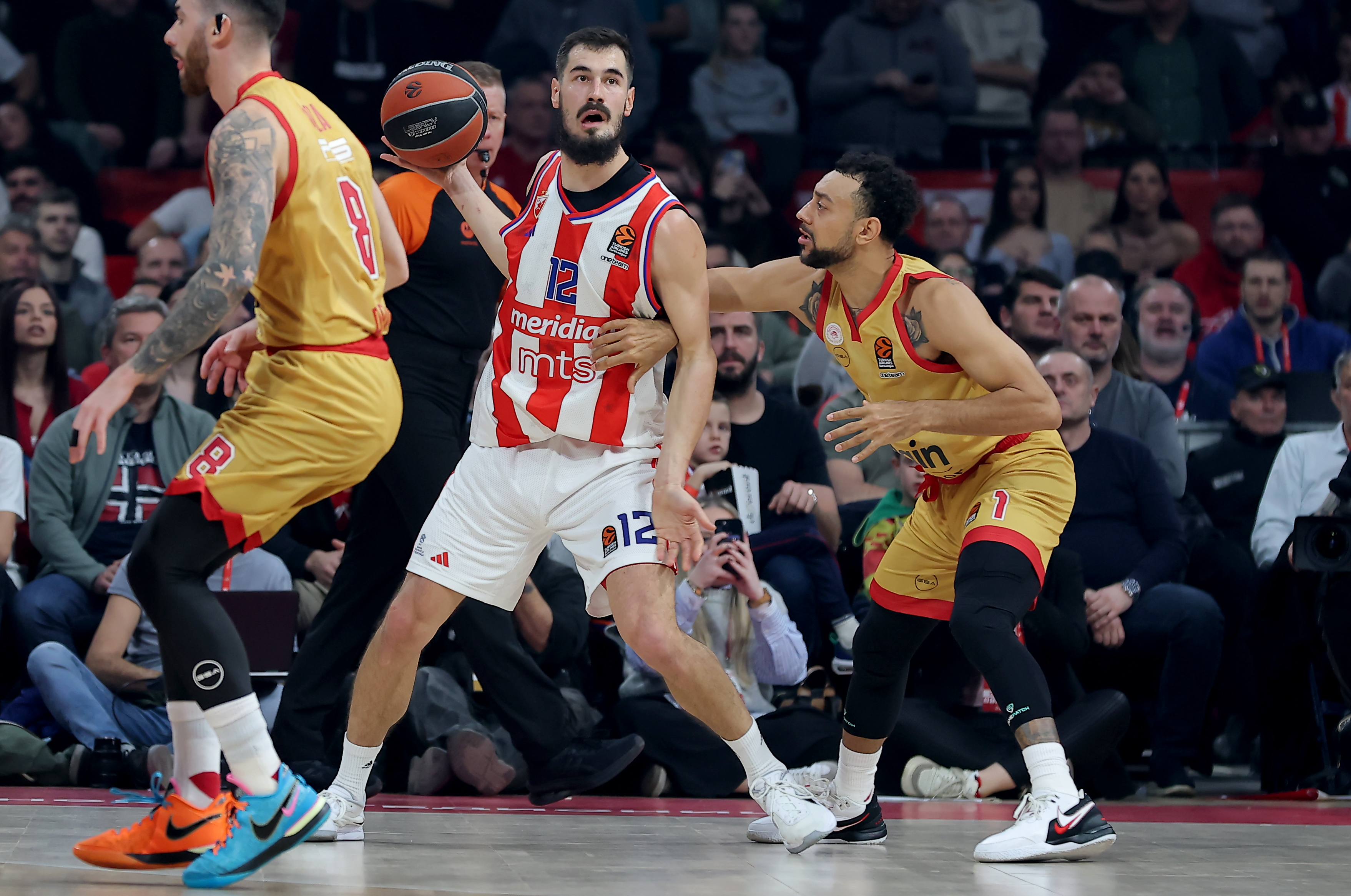 Crvena Zvezda v Olympiacos, Euroleague basketball match, regular season, round 15