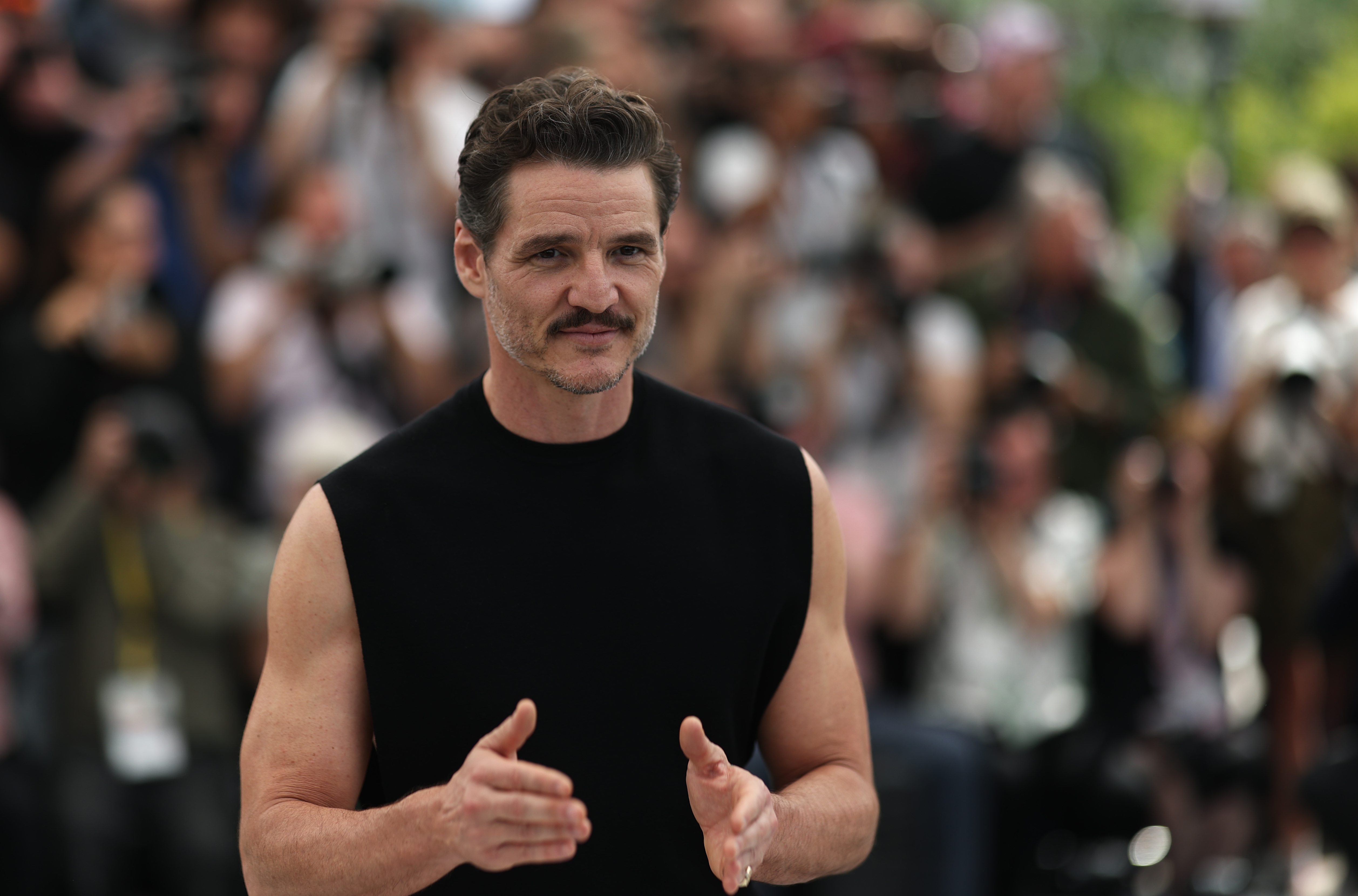 epa12108530 Pedro Pascal attends the photocall for 'Eddington' during the 78th annual Cannes Film Festival, in Cannes, France, 17 May 2025. The film festival runs from 13 to 24 May 2025.  EPA-EFE/MOHAMMED BADRA