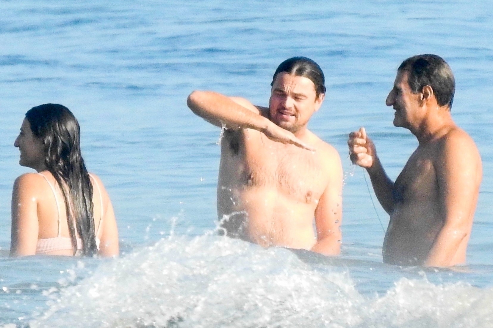 *EXCLUSIVE* Shirtless Emile Hirsch and Leonardo DiCaprio pal around at the beach in Malibu*WEB MUST CALL FOR PRICING*